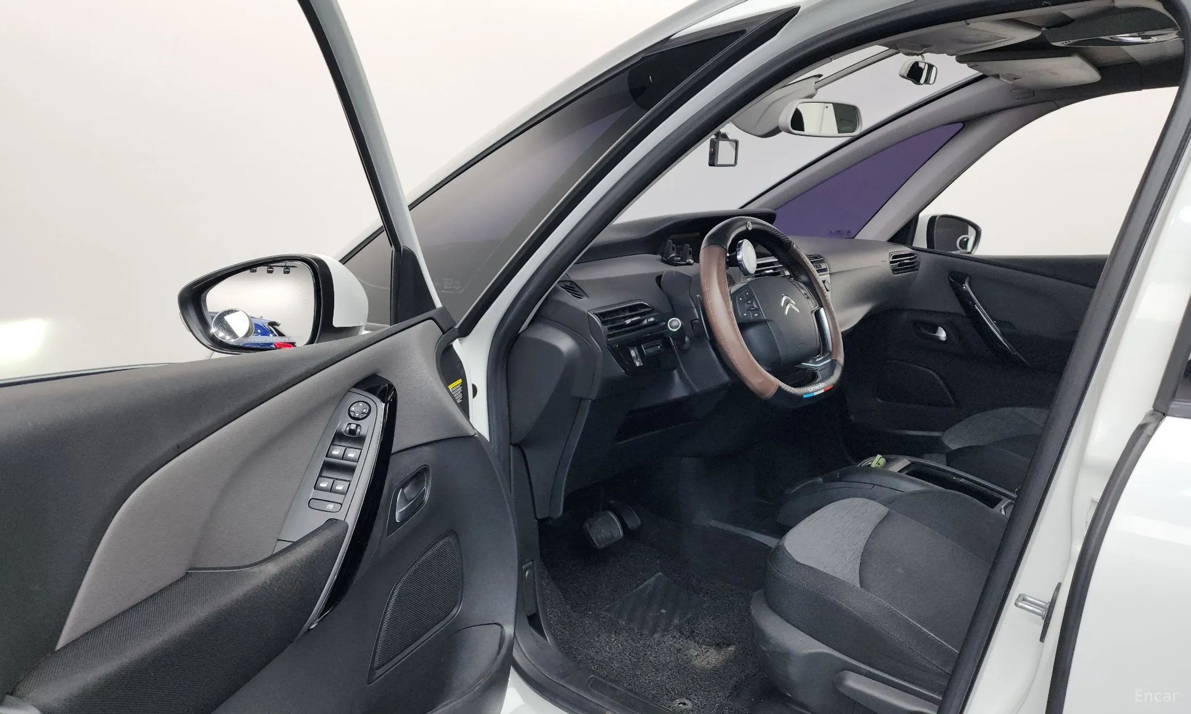 Citroën/DS Grand C4 Picasso превью 10