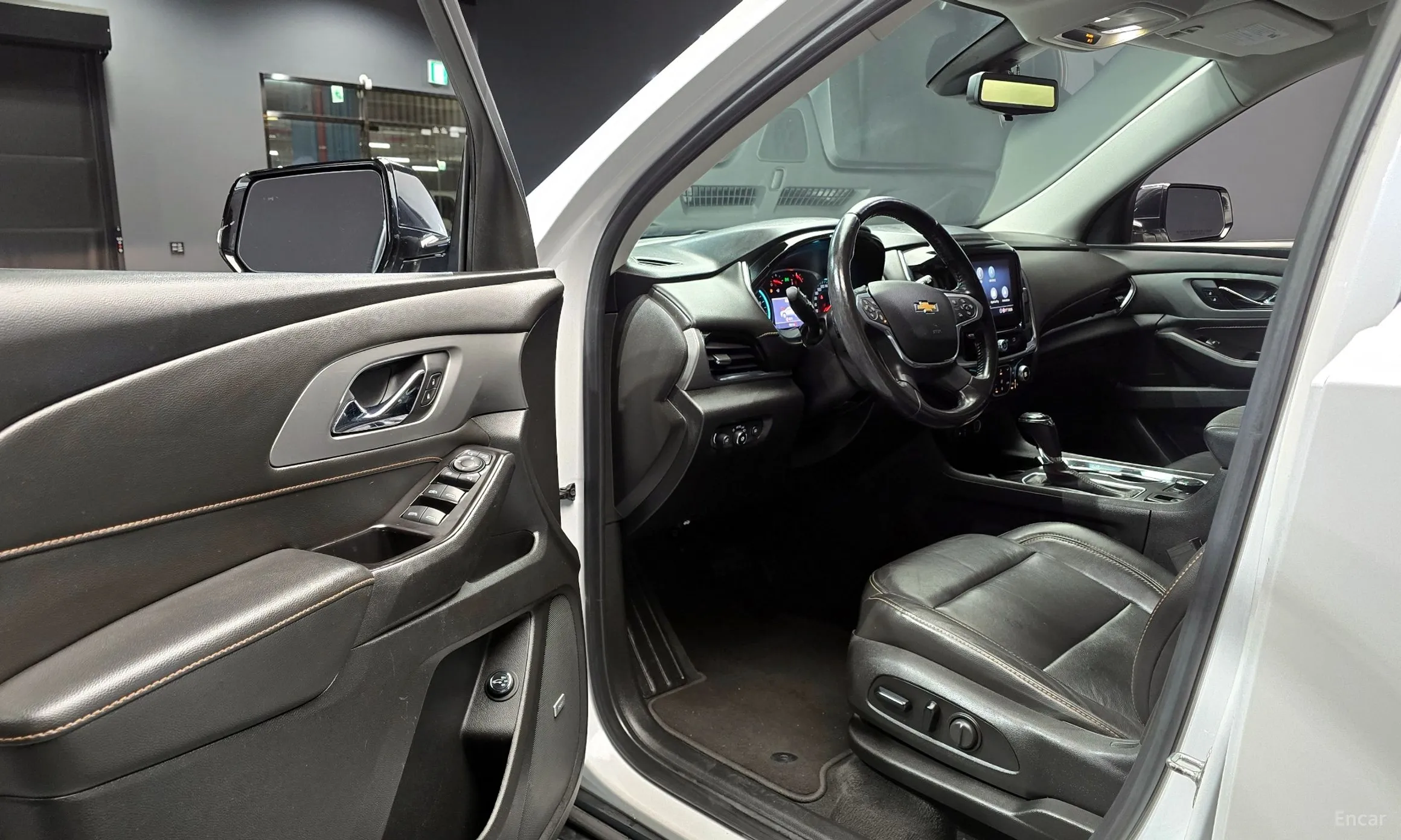 Chevrolet (GM Daewoo) Traverse превью 11
