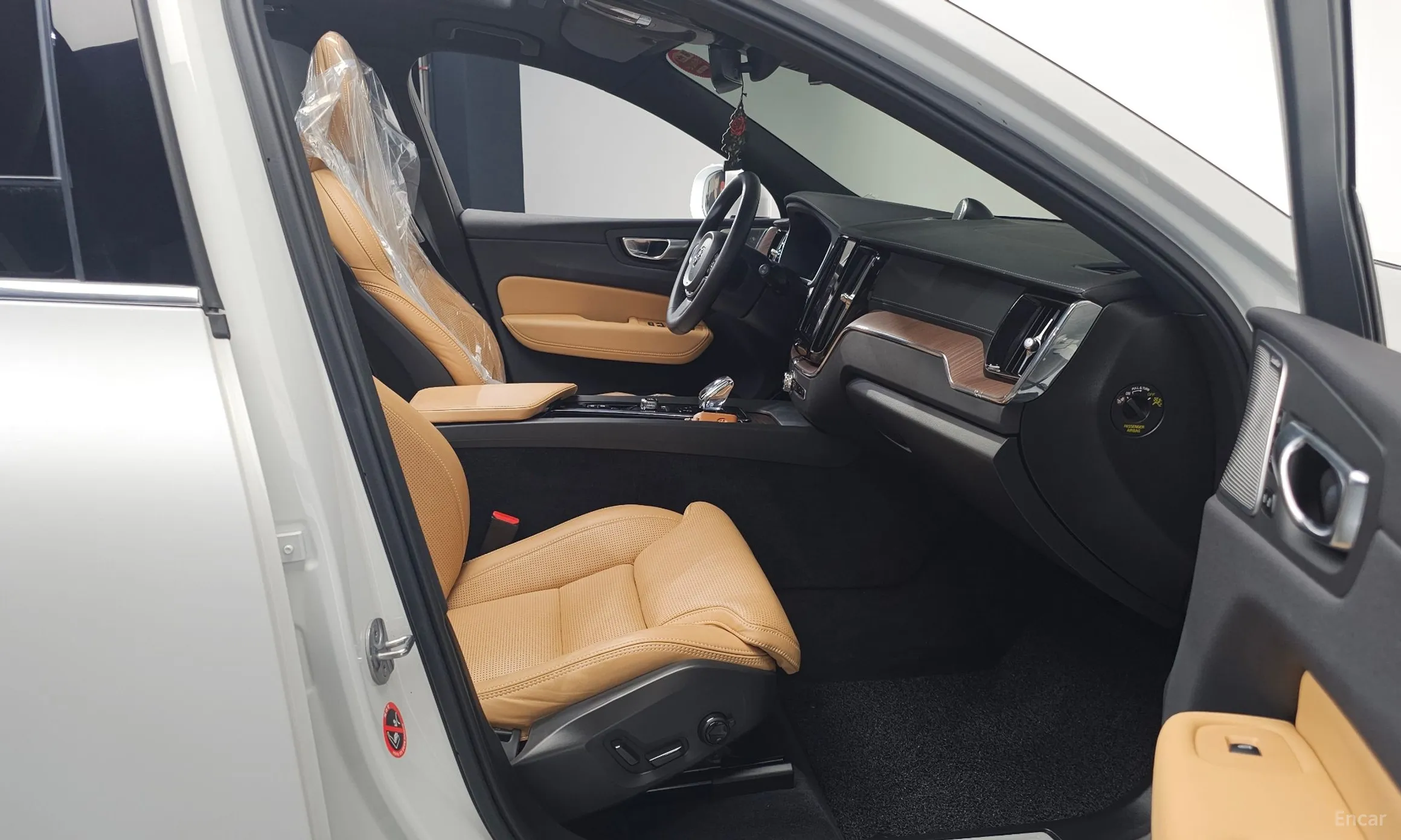 Volvo XC60 Gen 2 превью 11