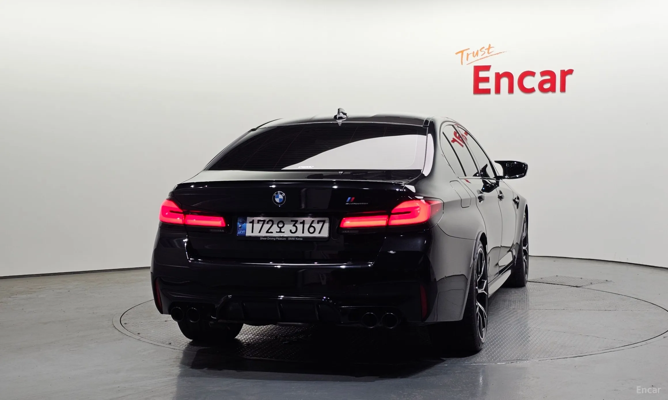 BMW M5 (F90) превью 4
