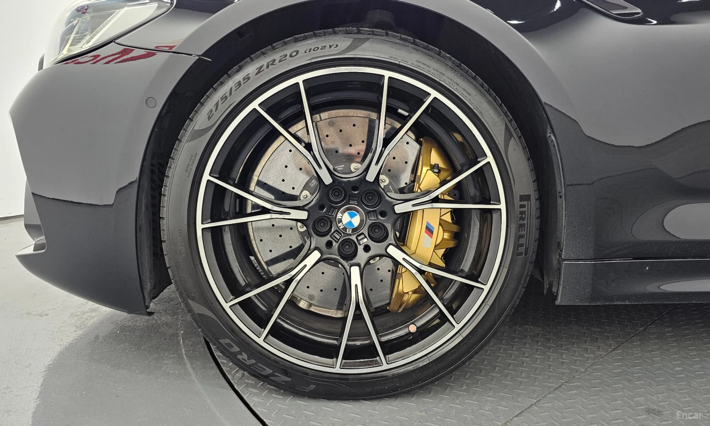 BMW M5 (F90) превью 5