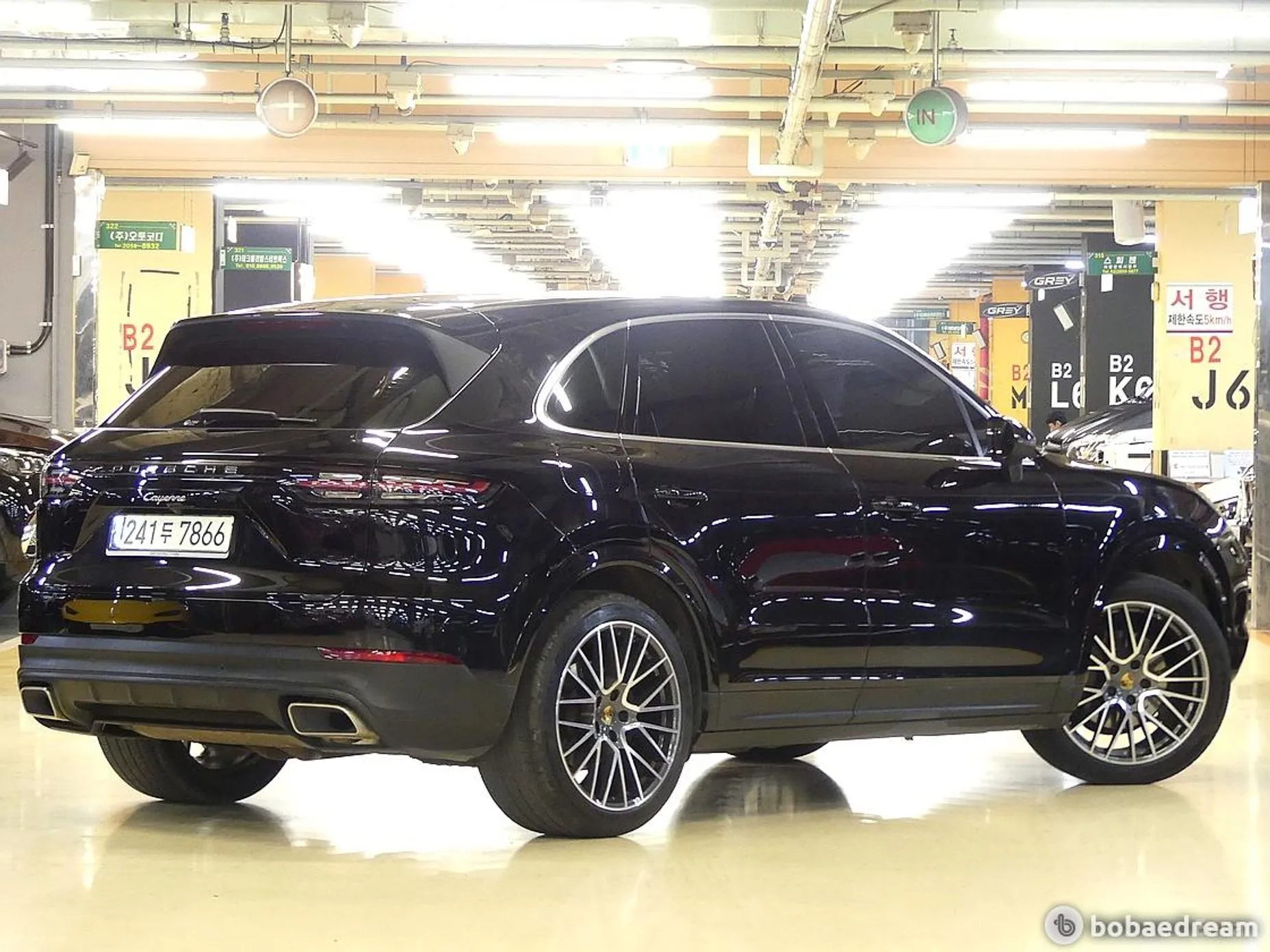 Porsche Cayenne (PO536) превью 2