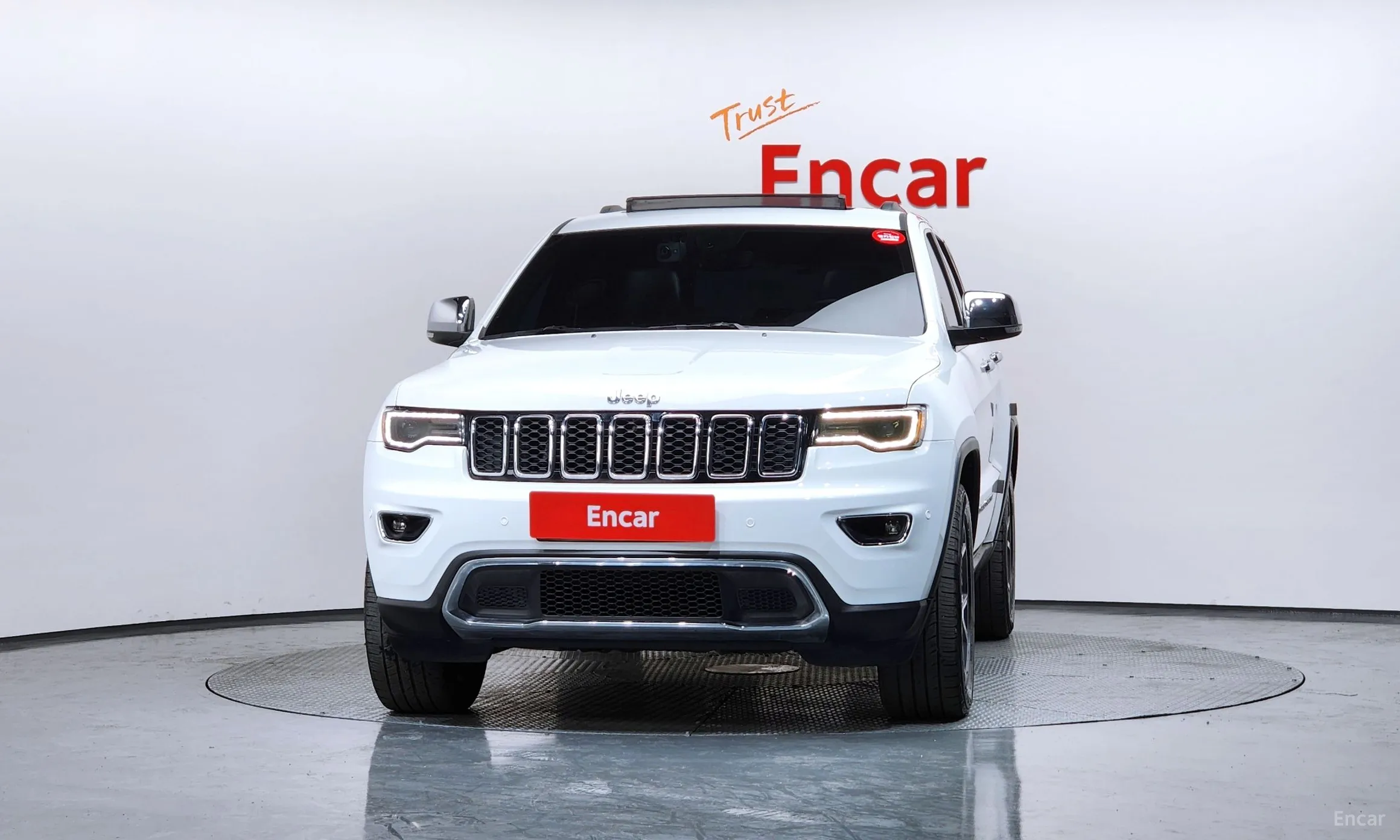 Jeep Grand Cherokee превью 3
