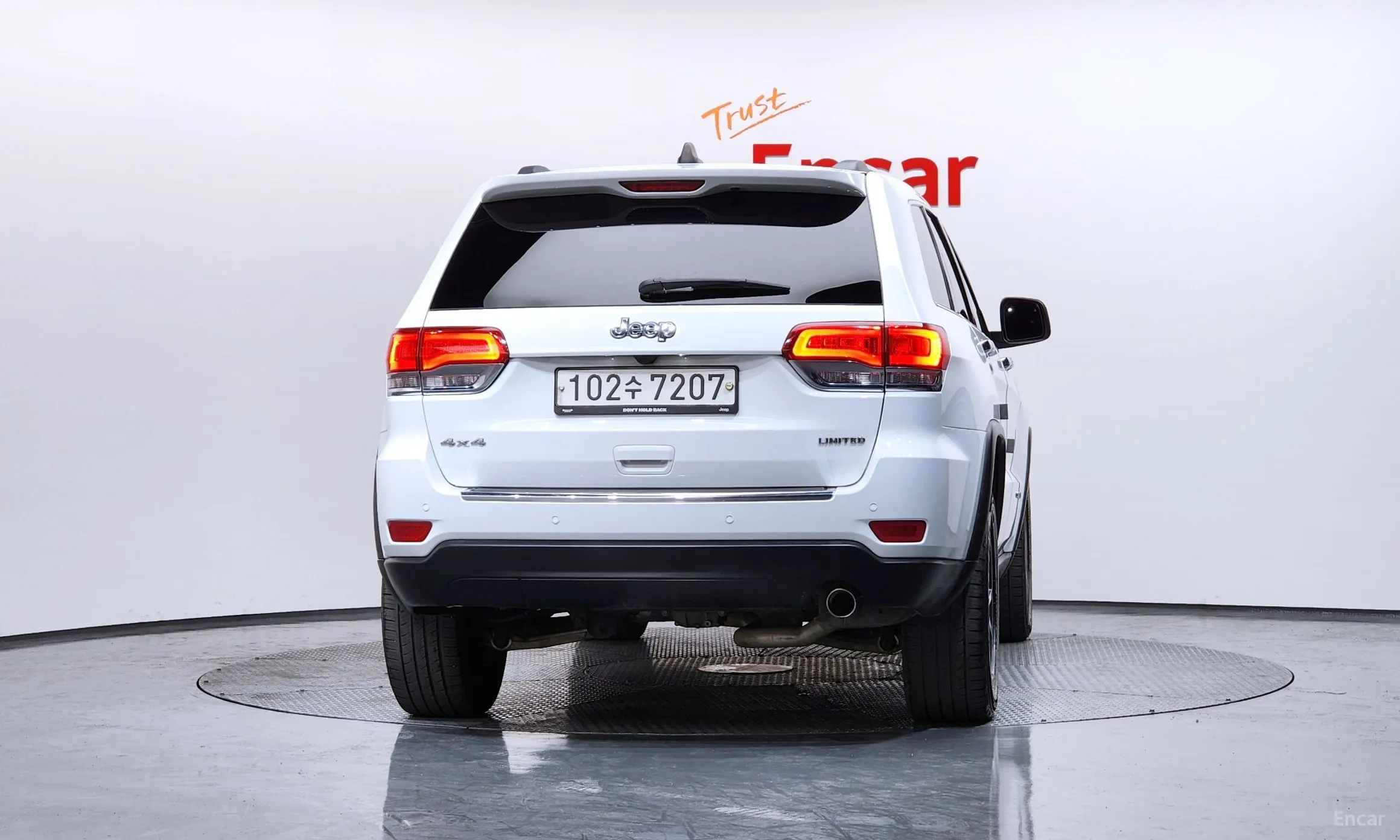 Jeep Grand Cherokee превью 4