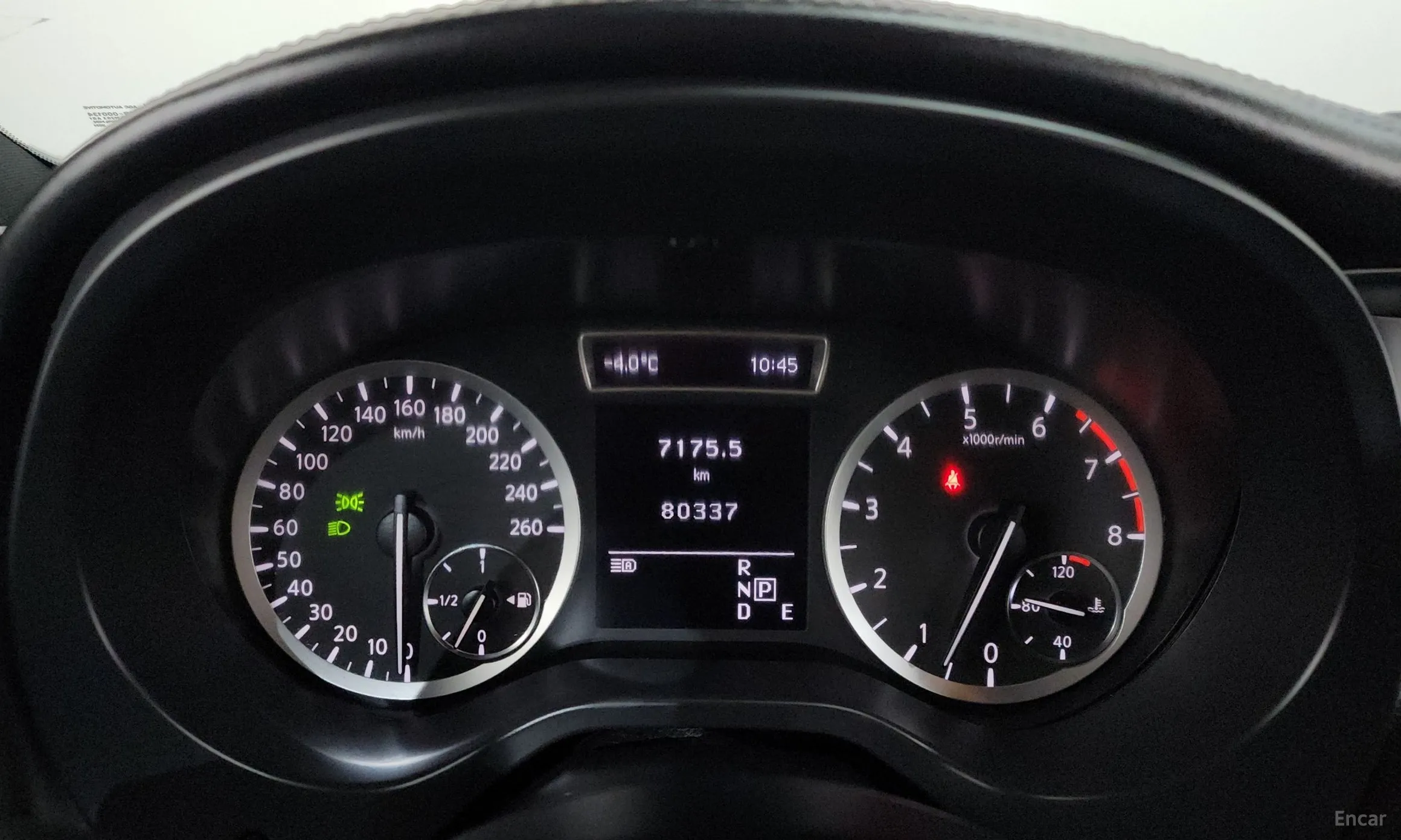 Infiniti Q30 превью 8