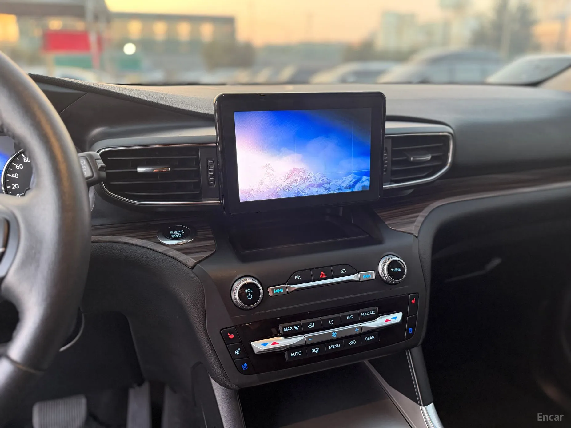 Ford Explorer 6th Generation превью 18