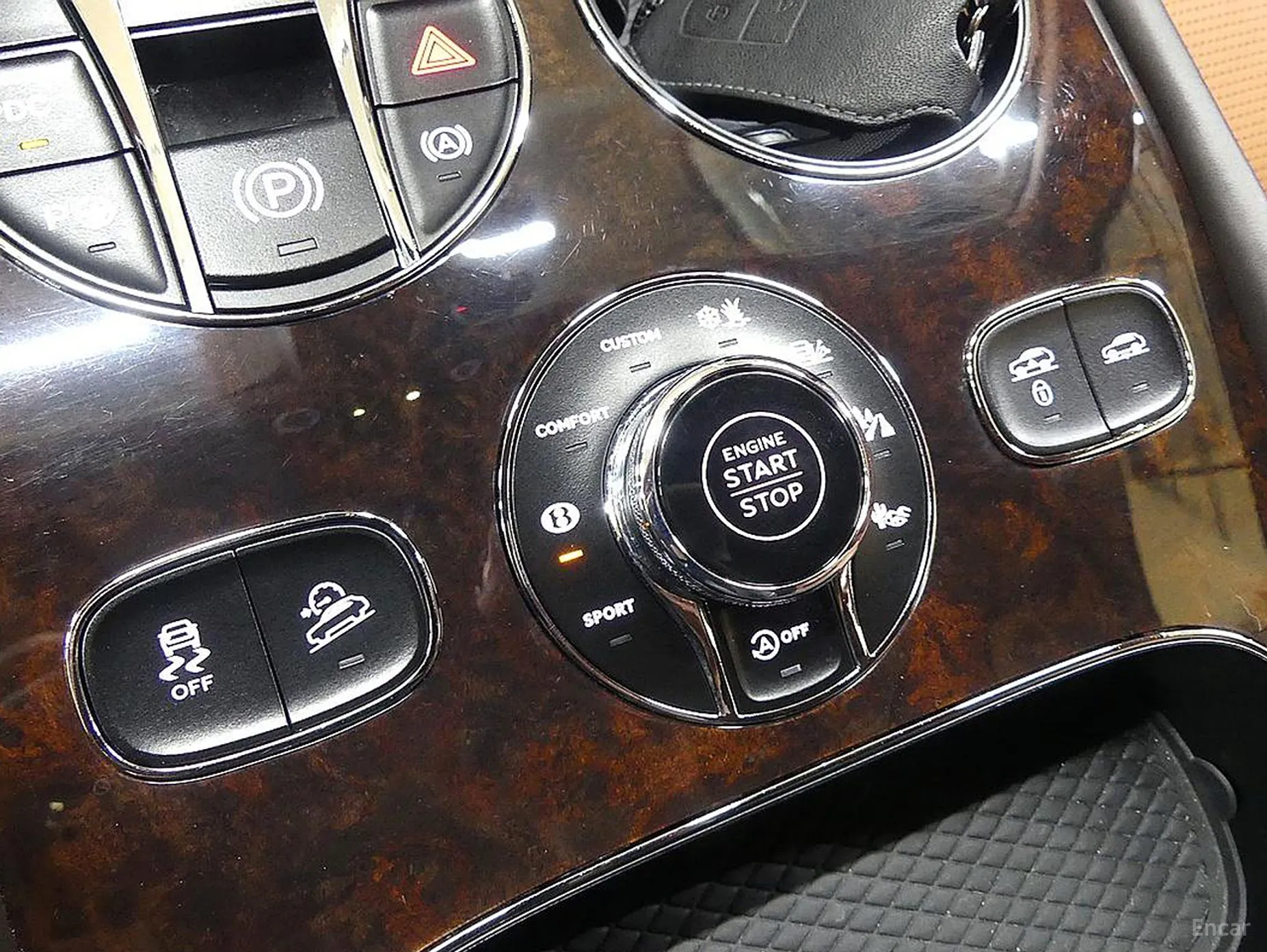 Bentley Bentayga превью 15