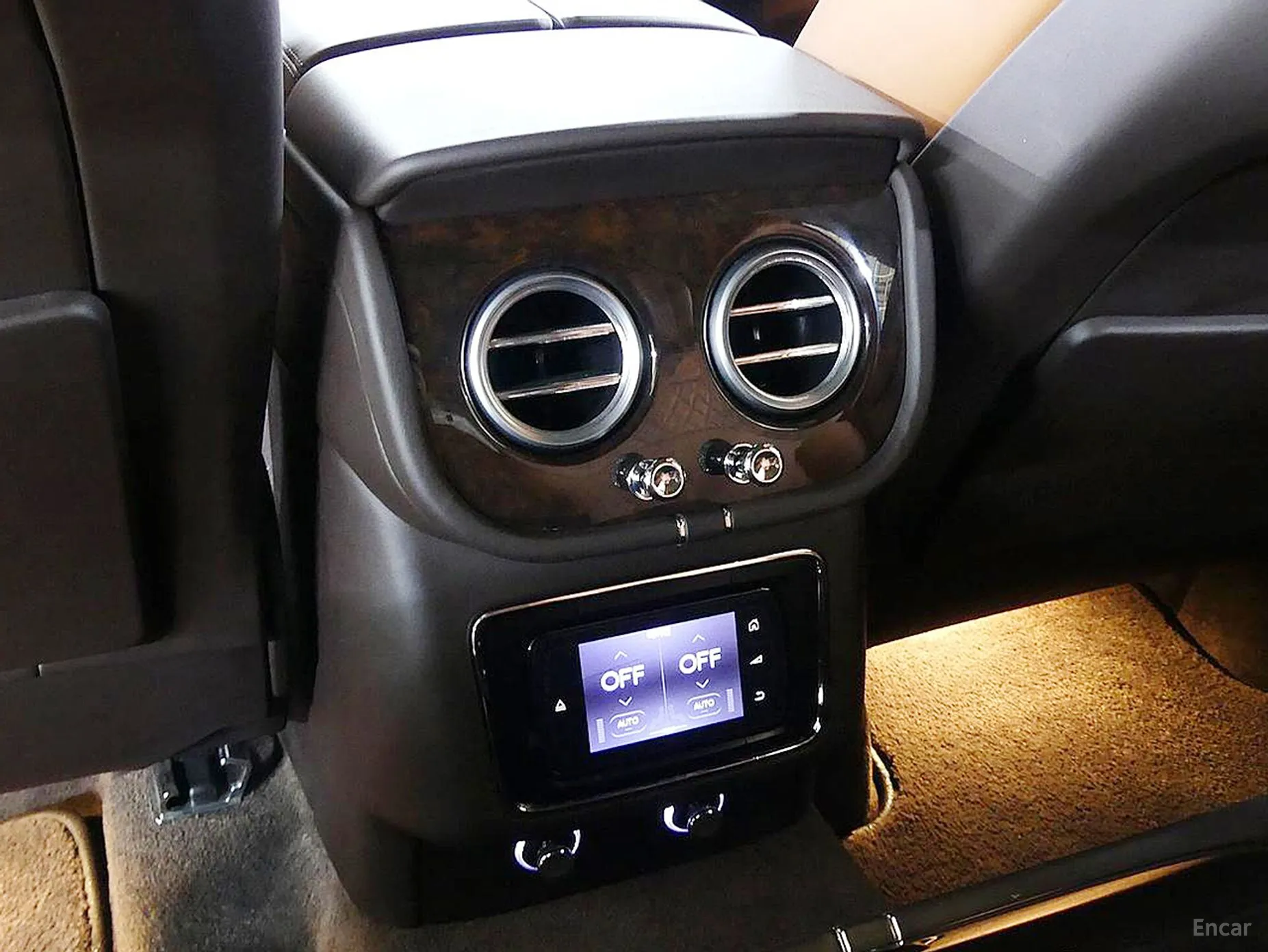 Bentley Bentayga превью 20