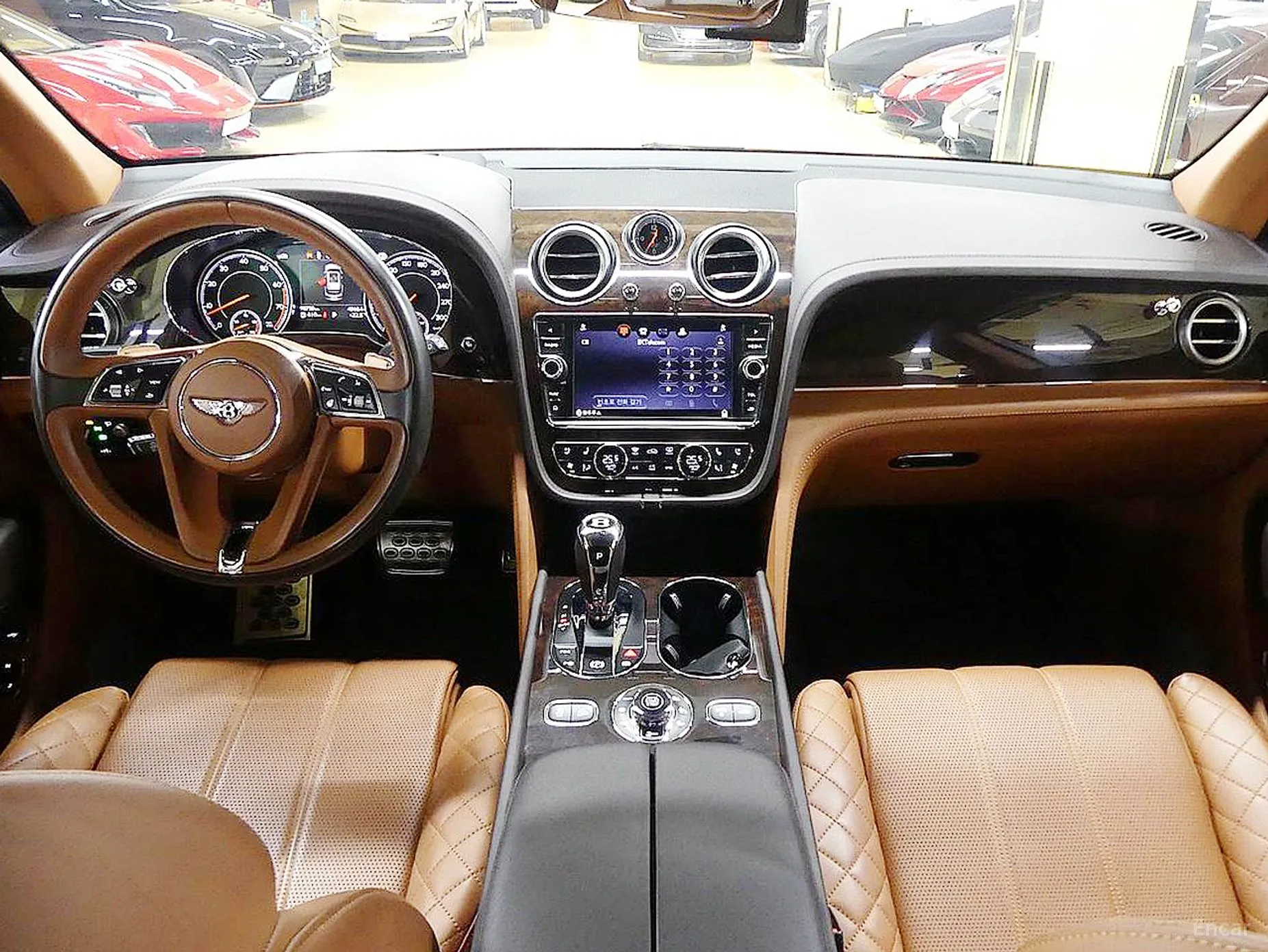 Bentley Bentayga превью 7