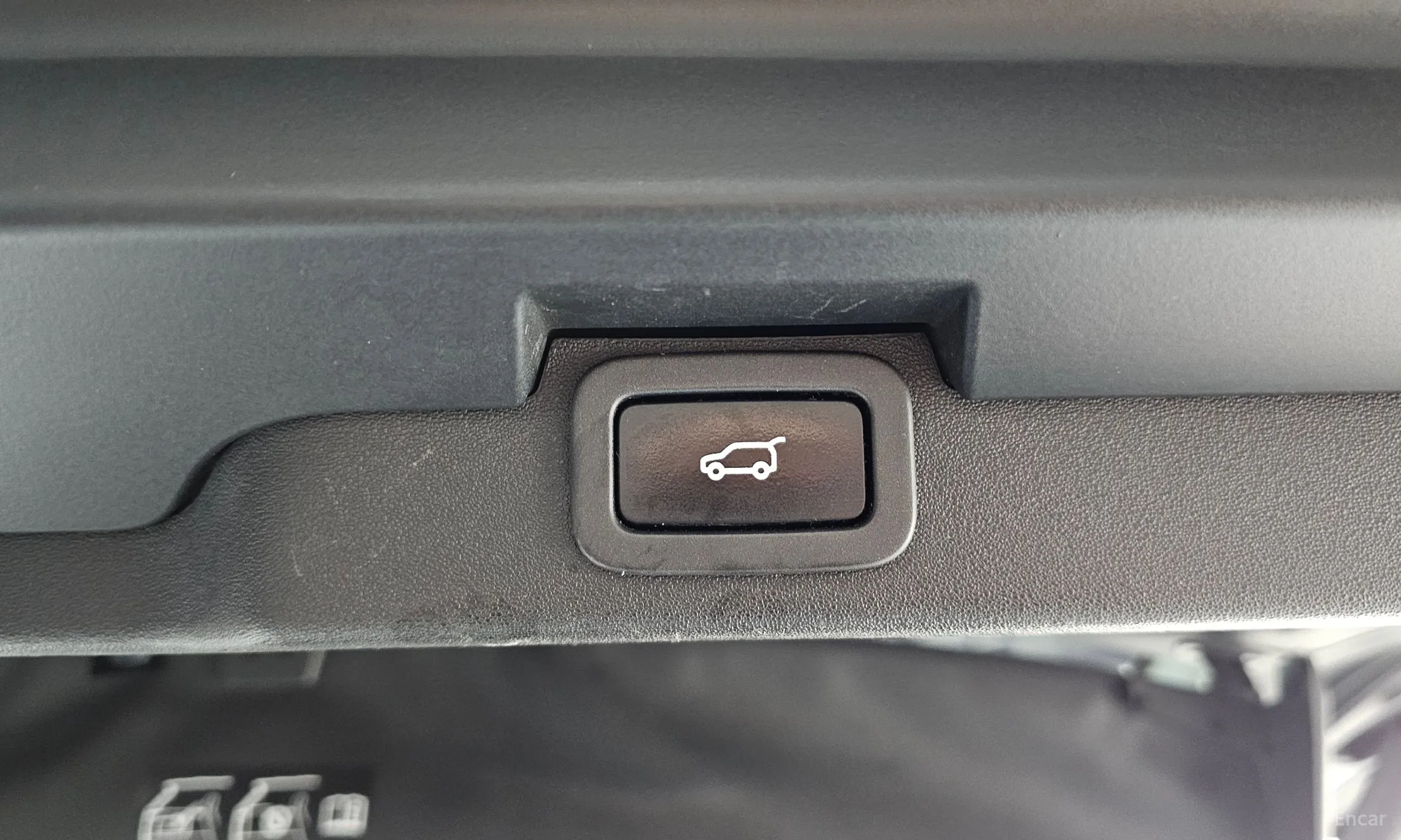 Land Rover Discovery 5 превью 20