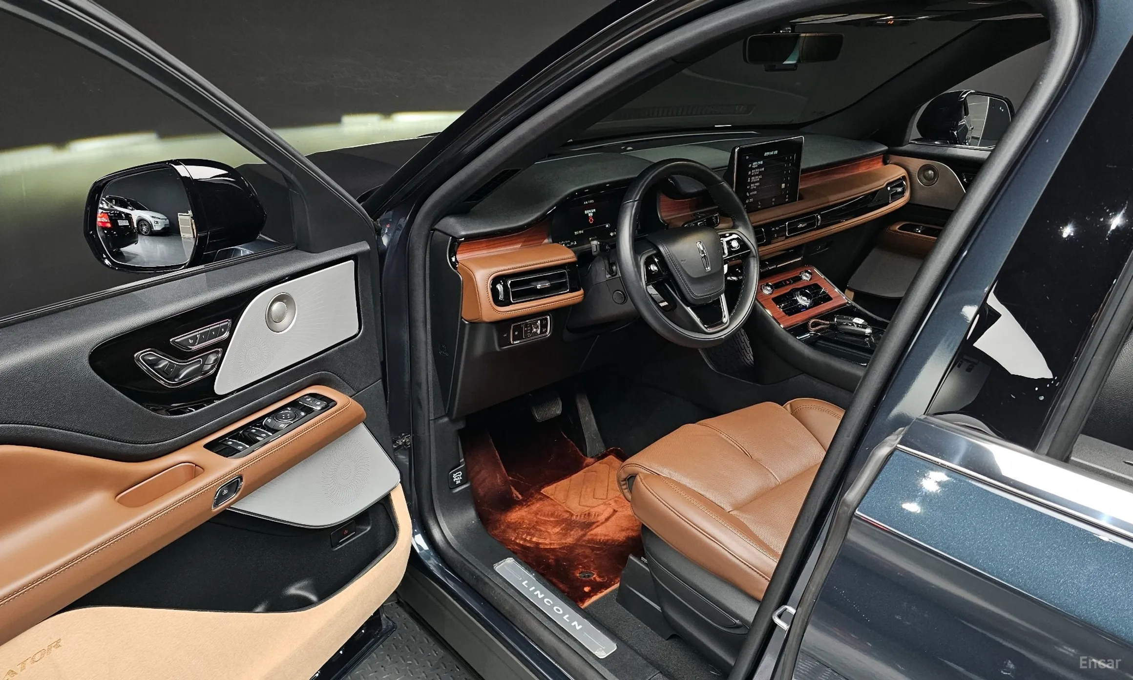 Lincoln Aviator 2nd Generation превью 11