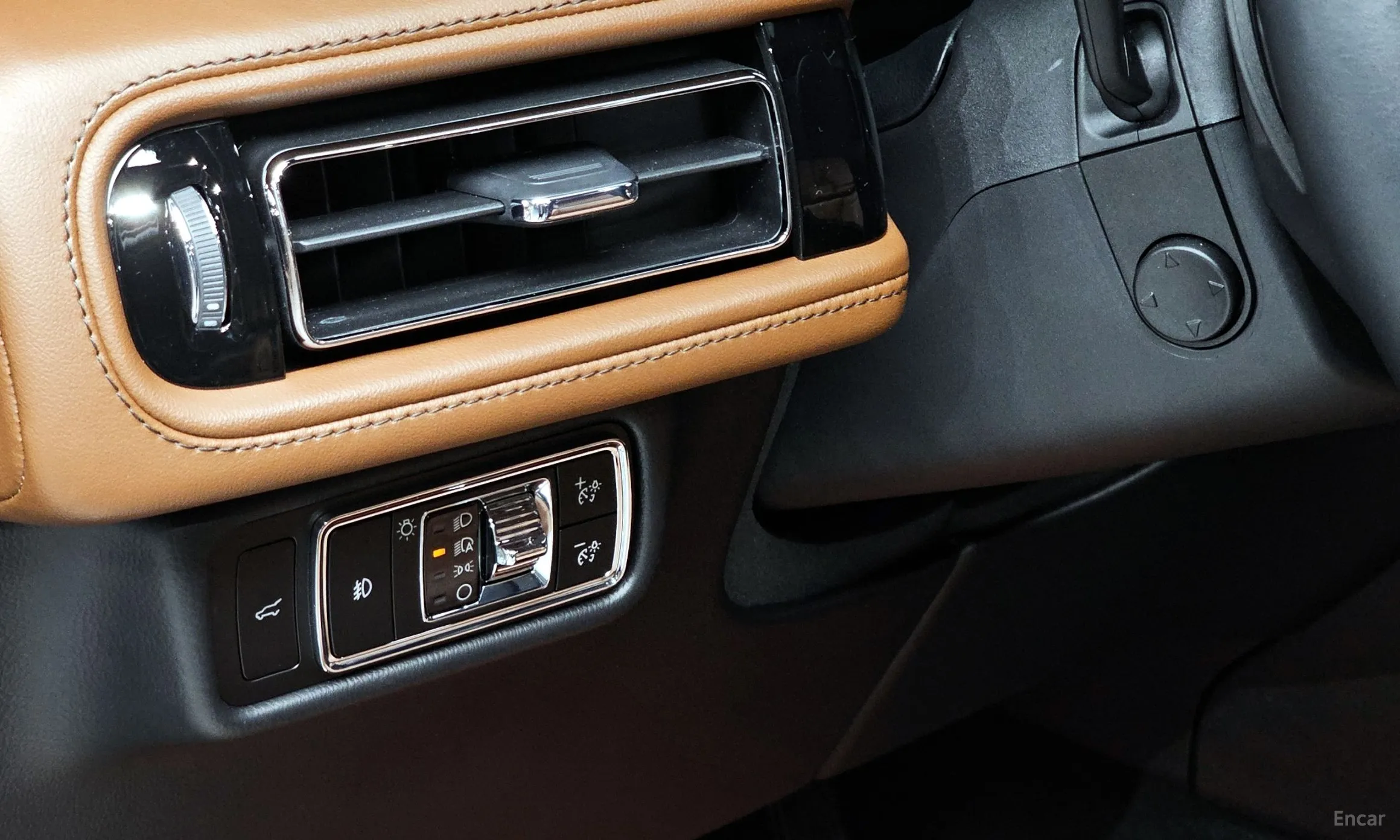Lincoln Aviator 2nd Generation превью 14