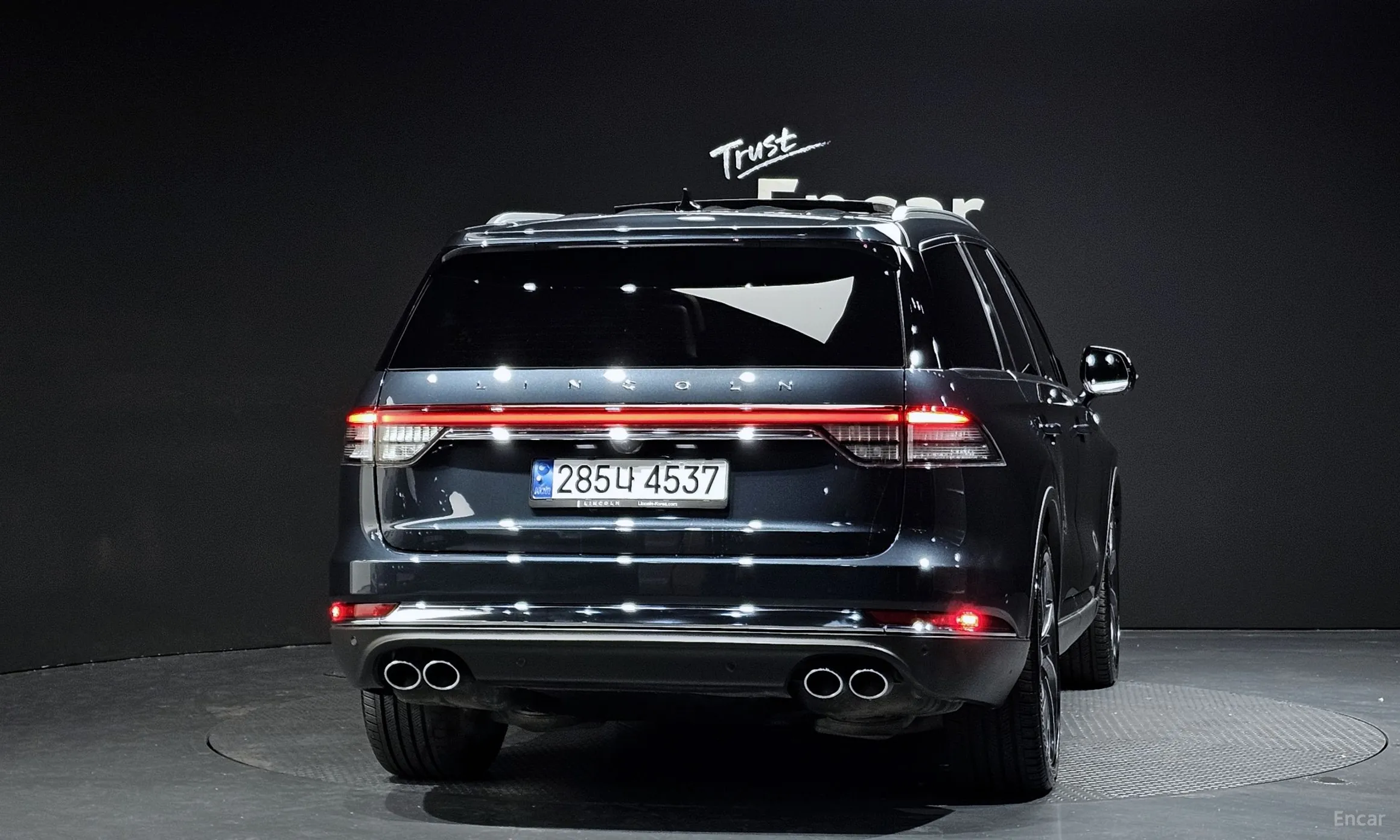 Lincoln Aviator 2nd Generation превью 4