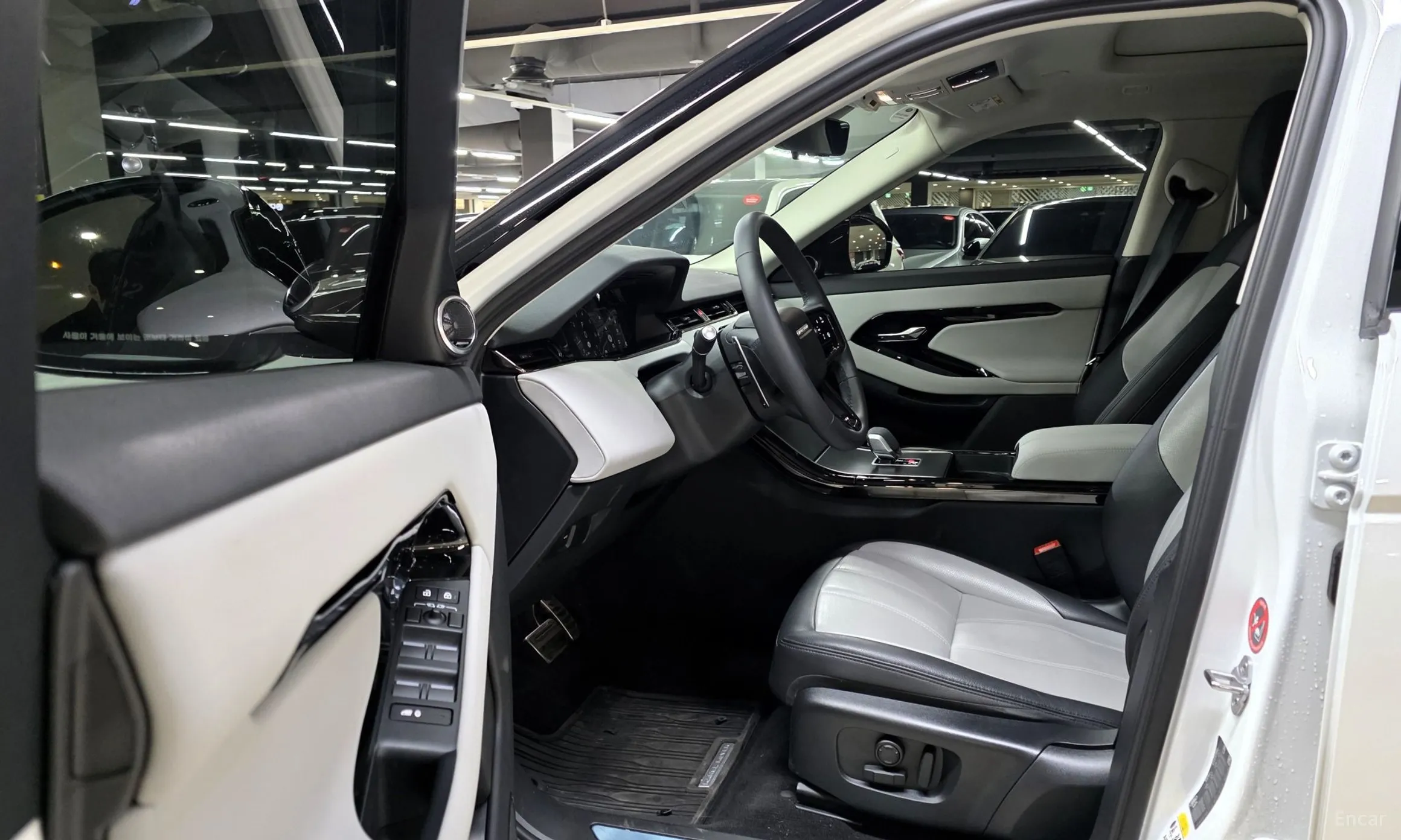 Land Rover Range Rover Evoque 2nd Generation превью 8
