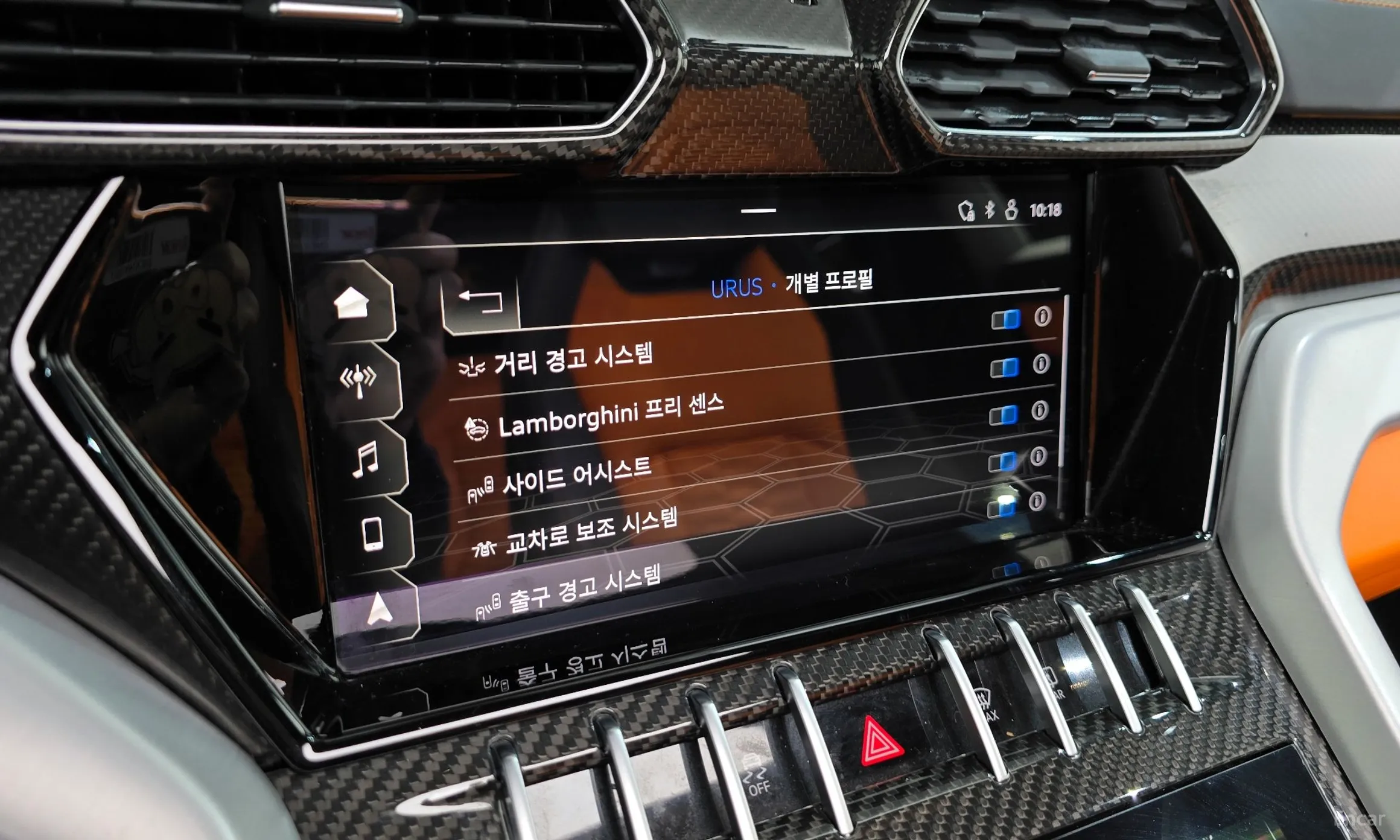 Lamborghini Urus превью 16