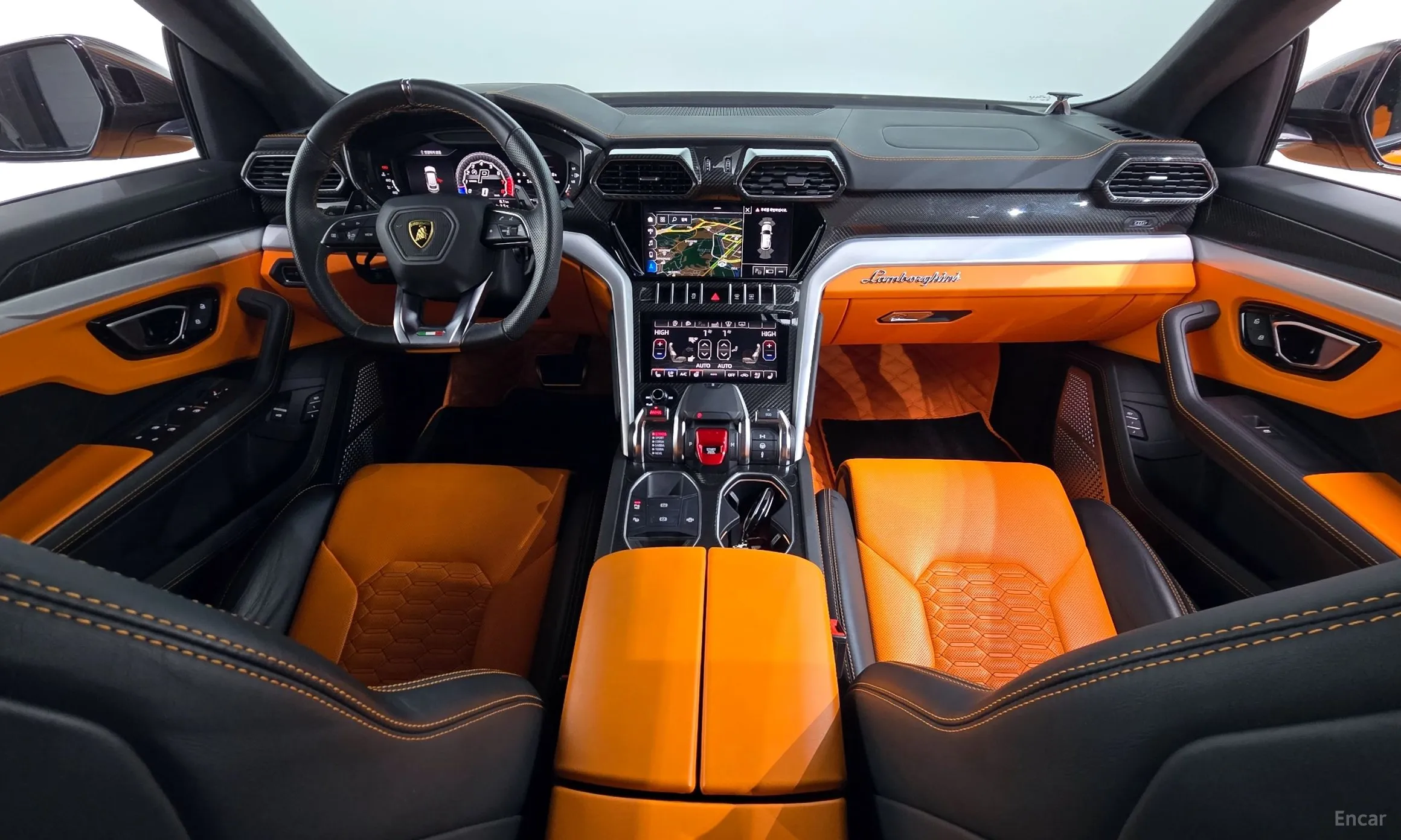 Lamborghini Urus превью 7