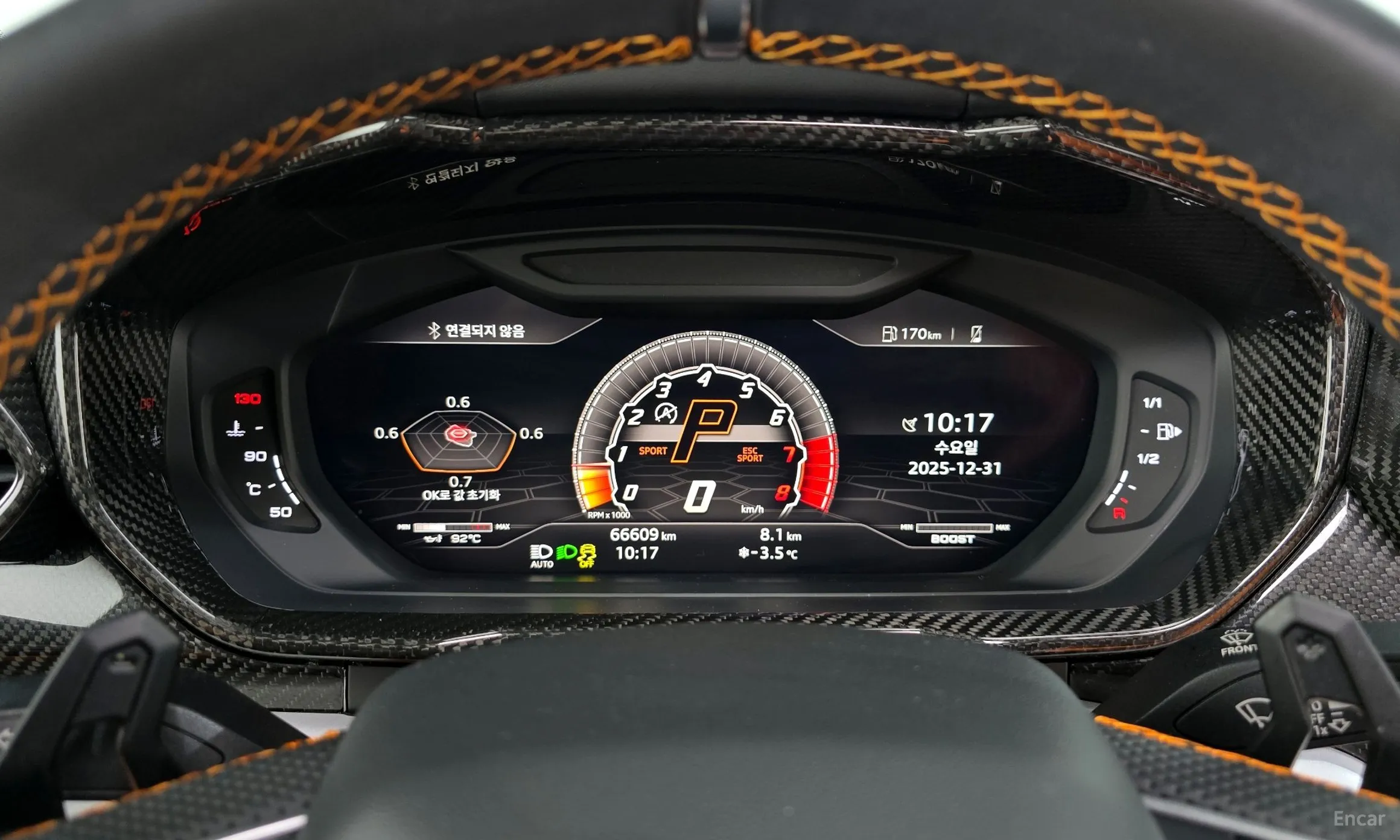 Lamborghini Urus превью 8