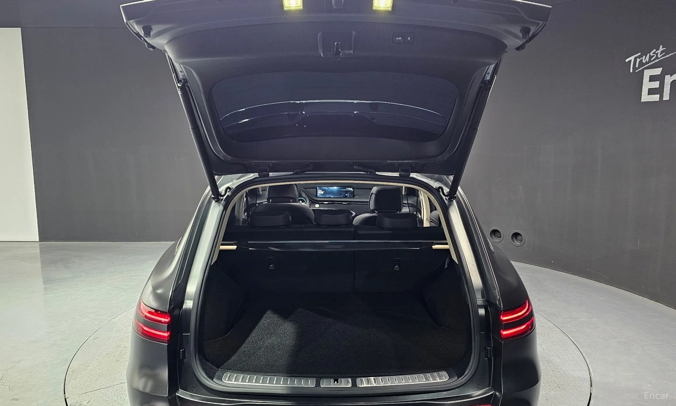 Genesis GV70 превью 20