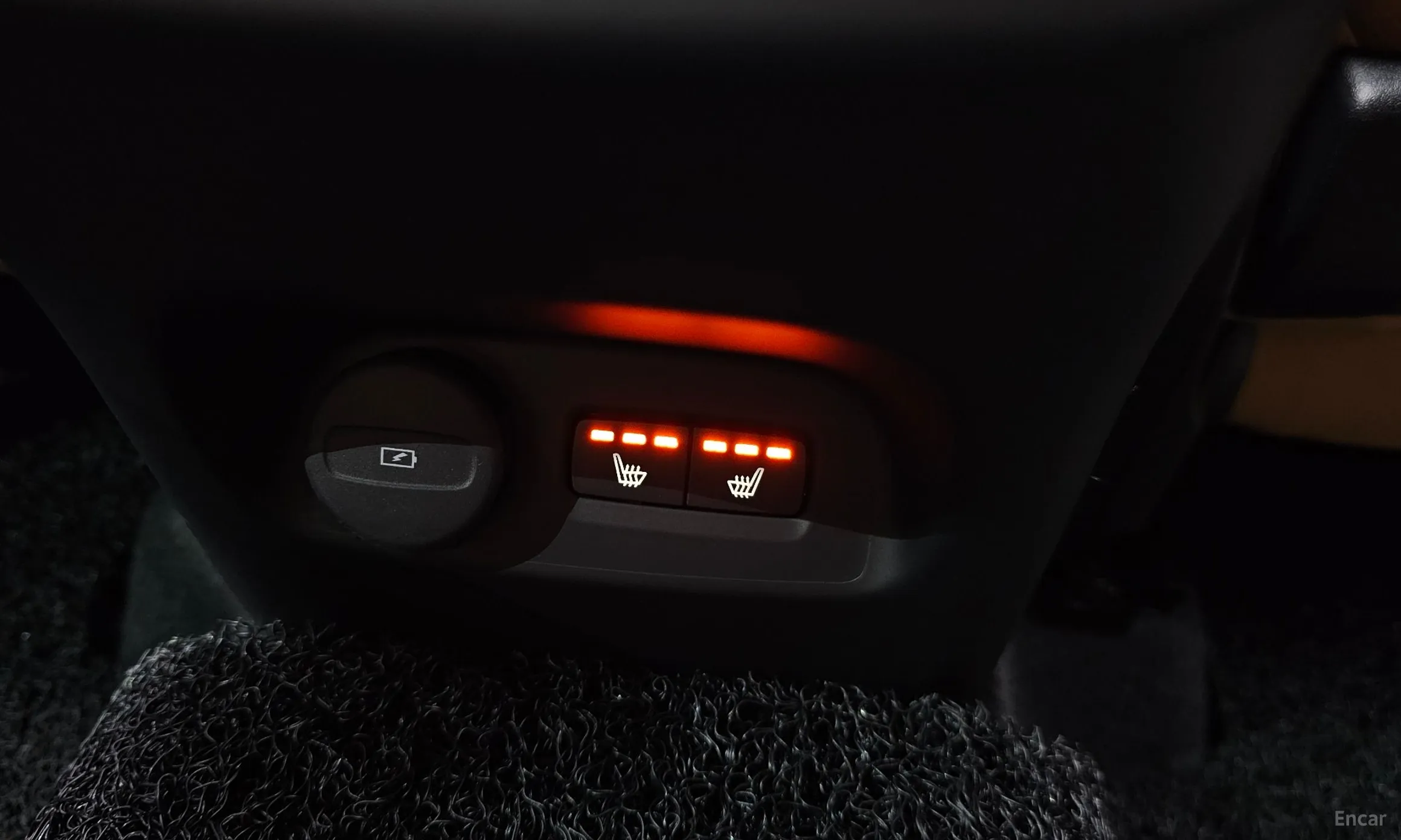 Volvo XC40 превью 18