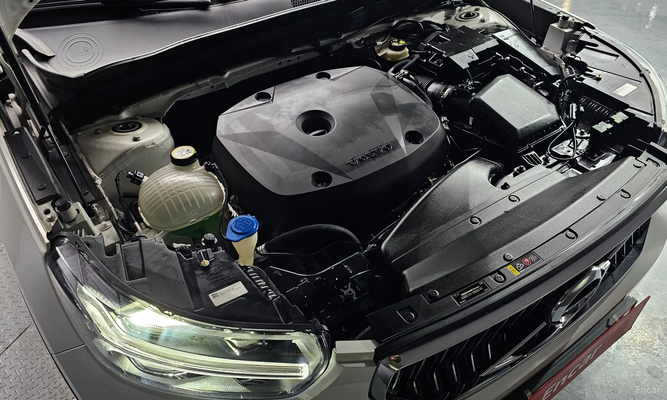 Volvo XC40 превью 6