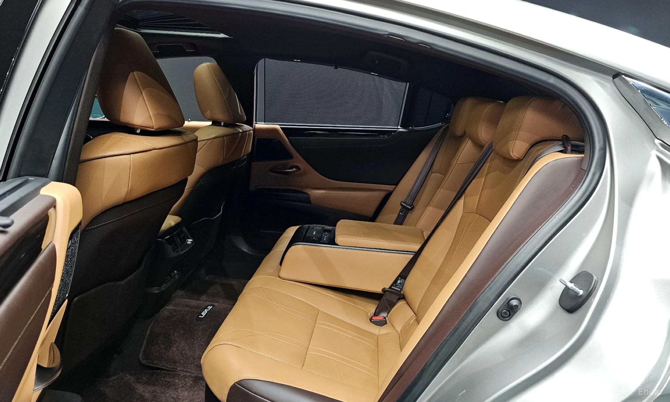 Lexus ES300h 7th Generation превью 12