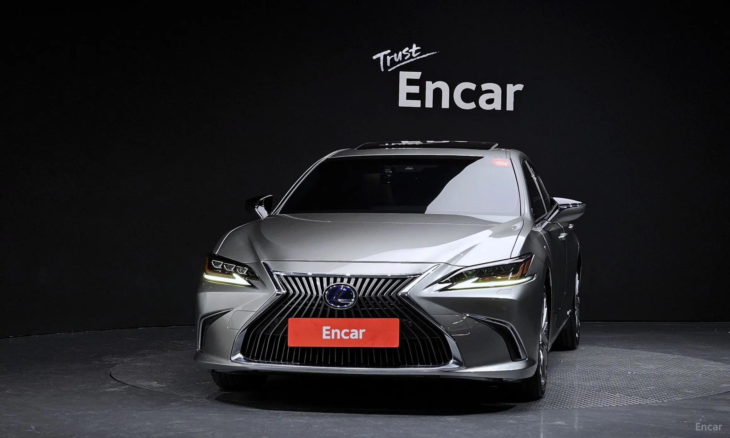 Lexus ES300h 7th Generation превью 3