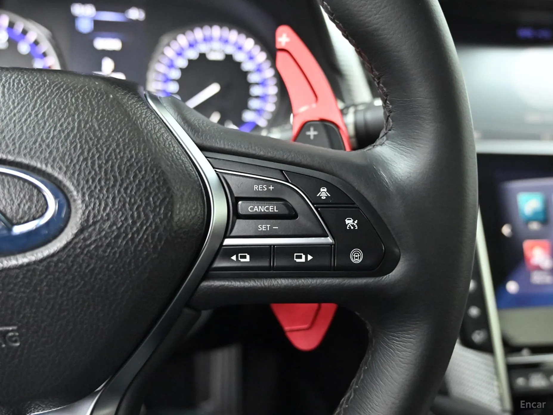 Infiniti Q60 (CV37) превью 18