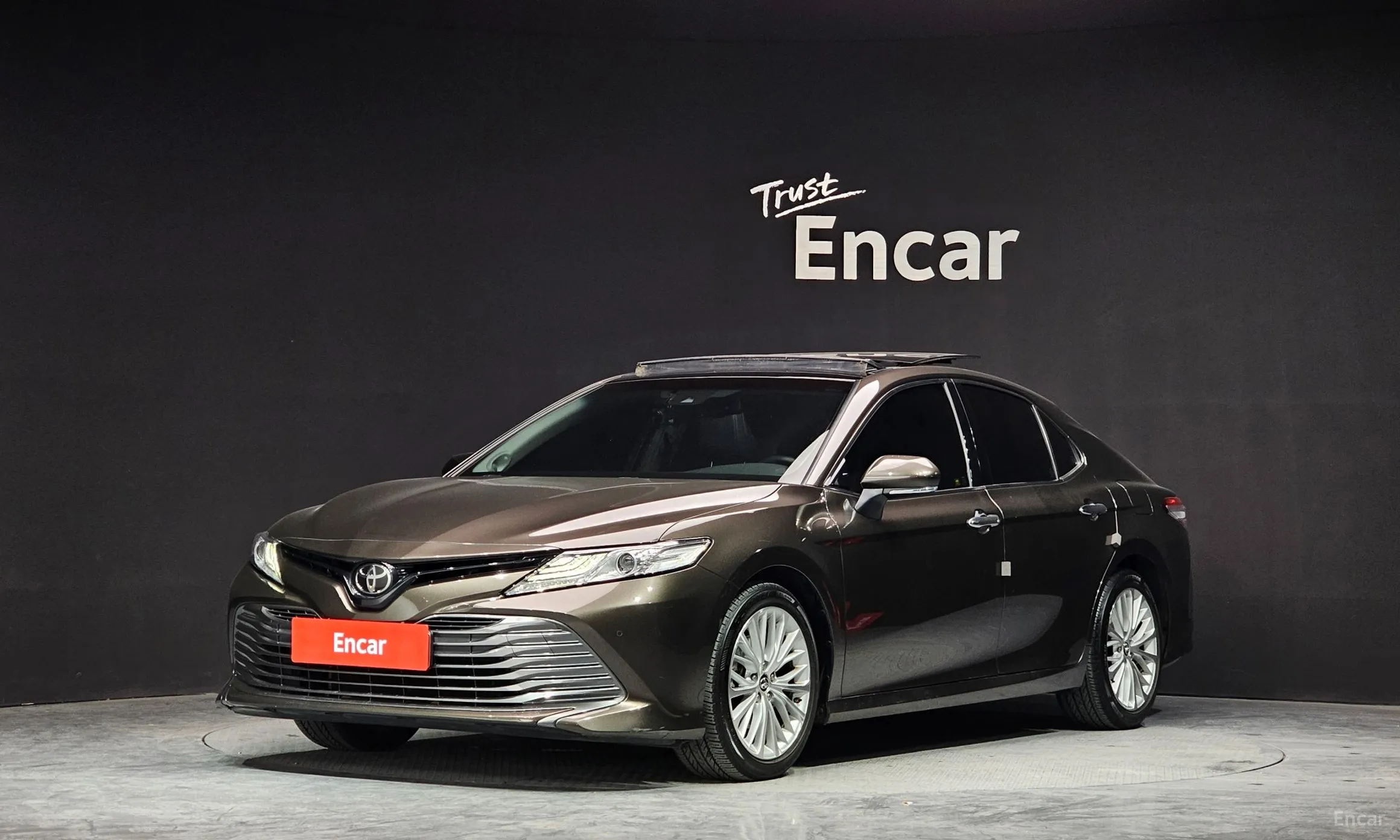 Toyota Camry (XV70)