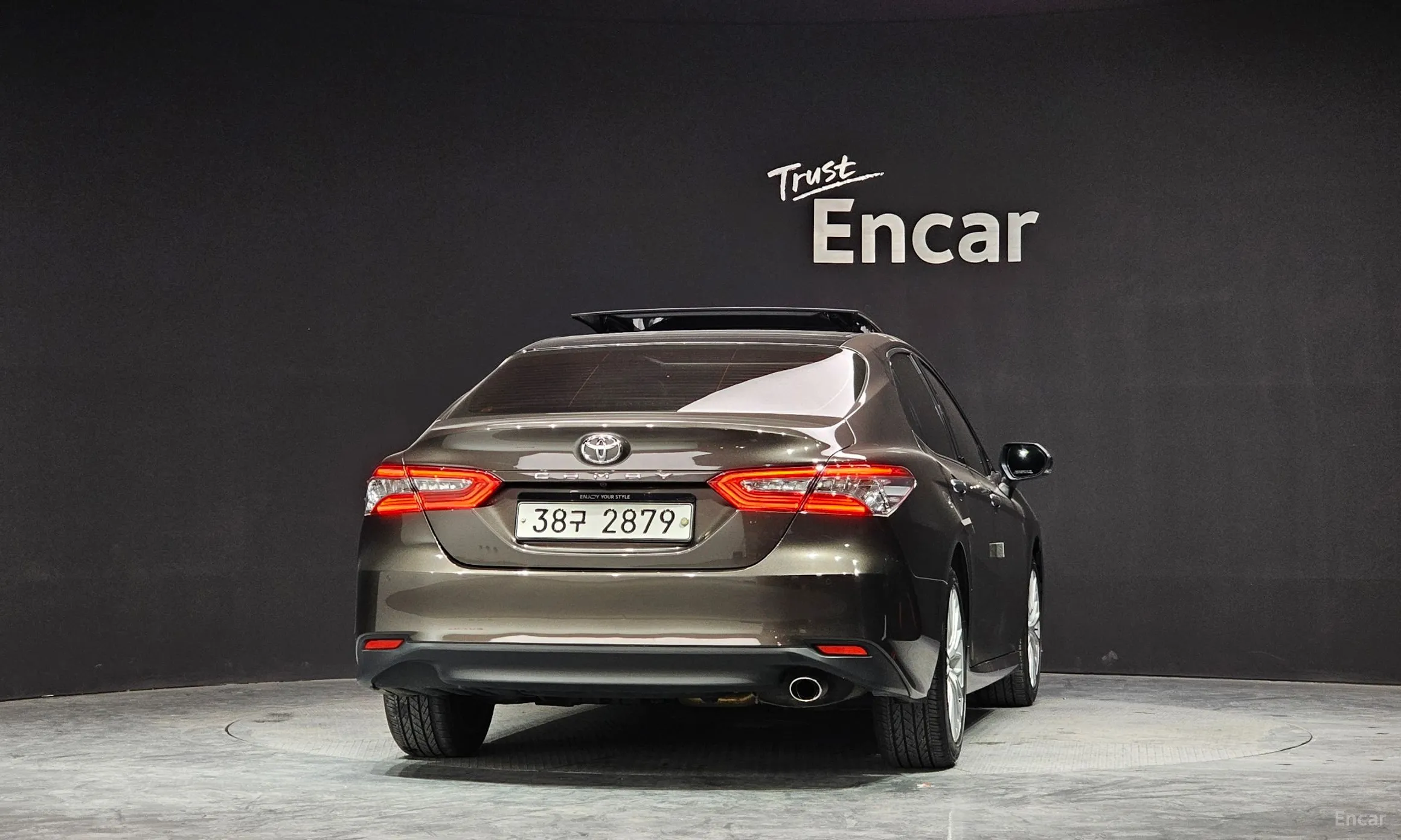 Toyota Camry (XV70) превью 4