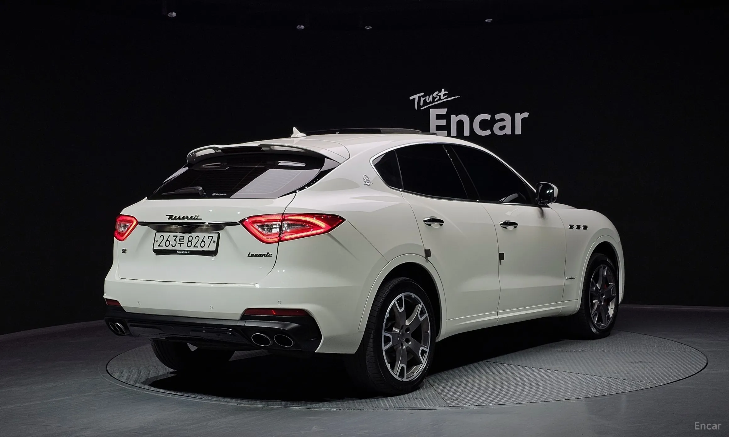 Maserati Levante превью 2