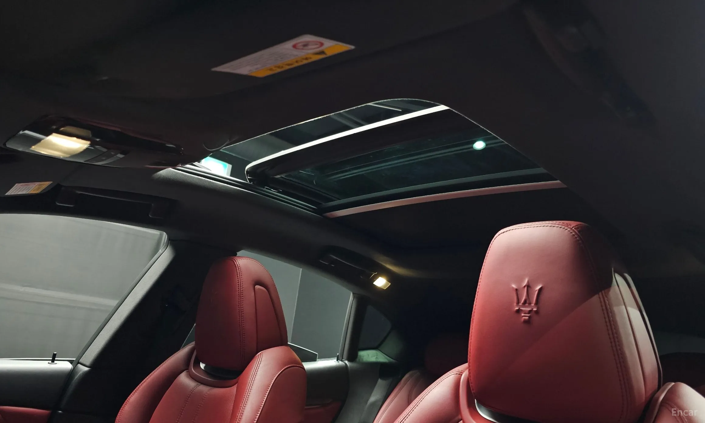 Maserati Levante превью 17