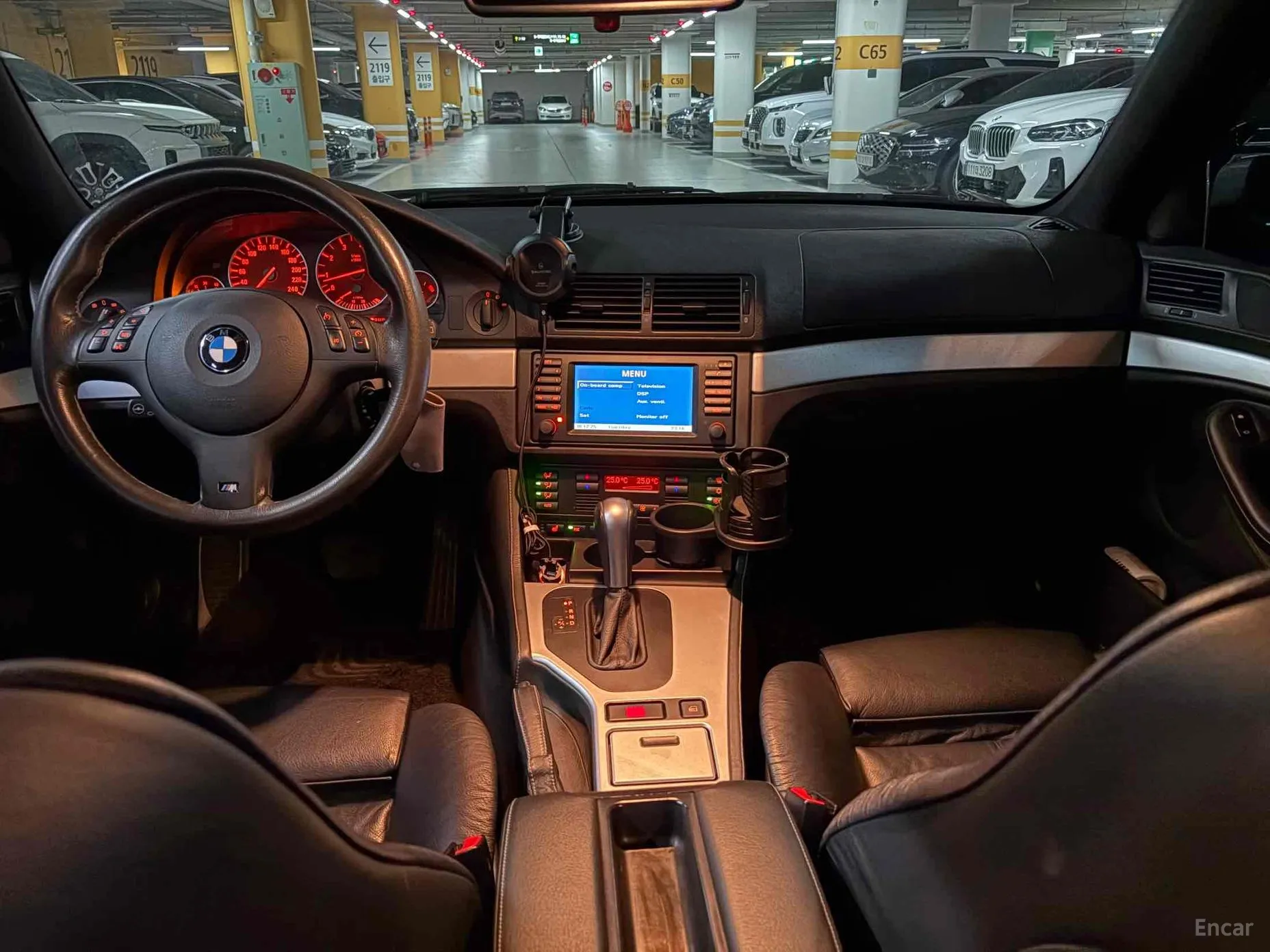 BMW 5 Series превью 7