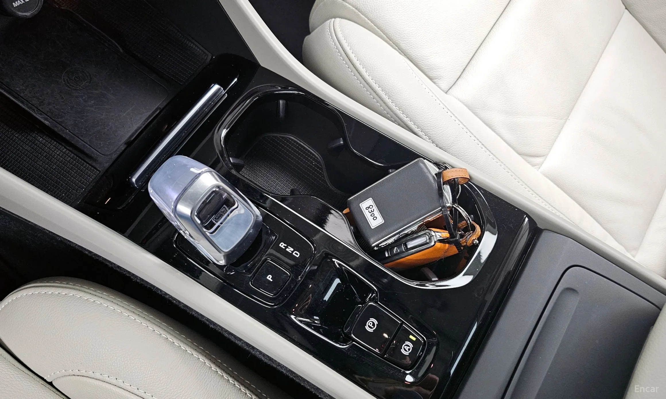 Volvo XC40 превью 9