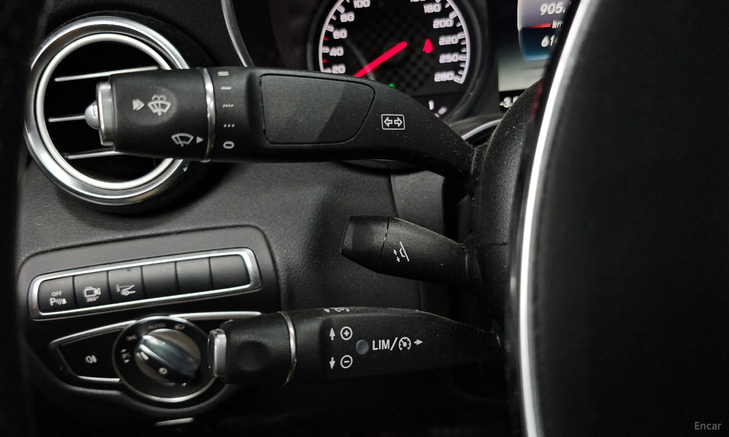 Mercedes Benz GLC-Class X253 превью 18