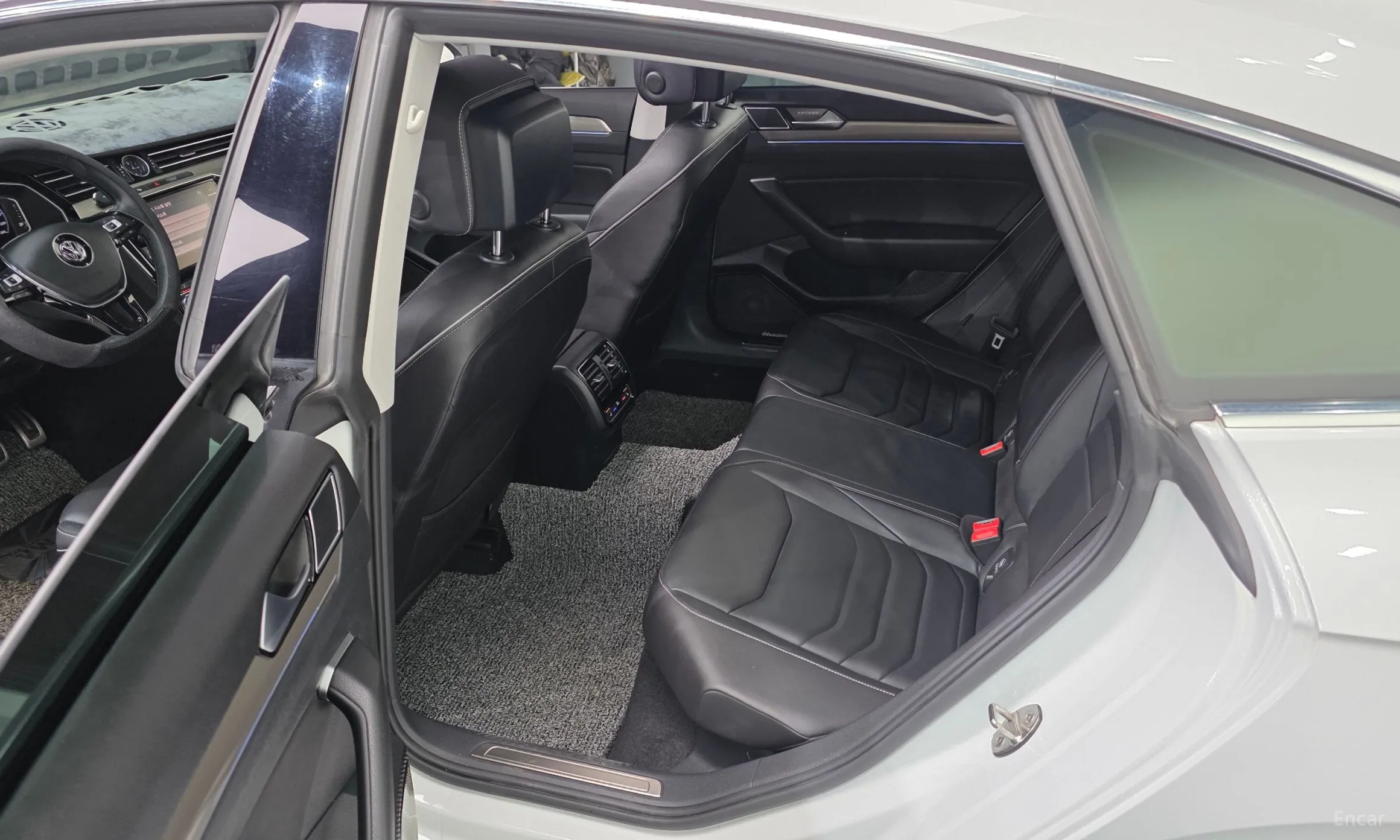 Volkswagen Ateon превью 11