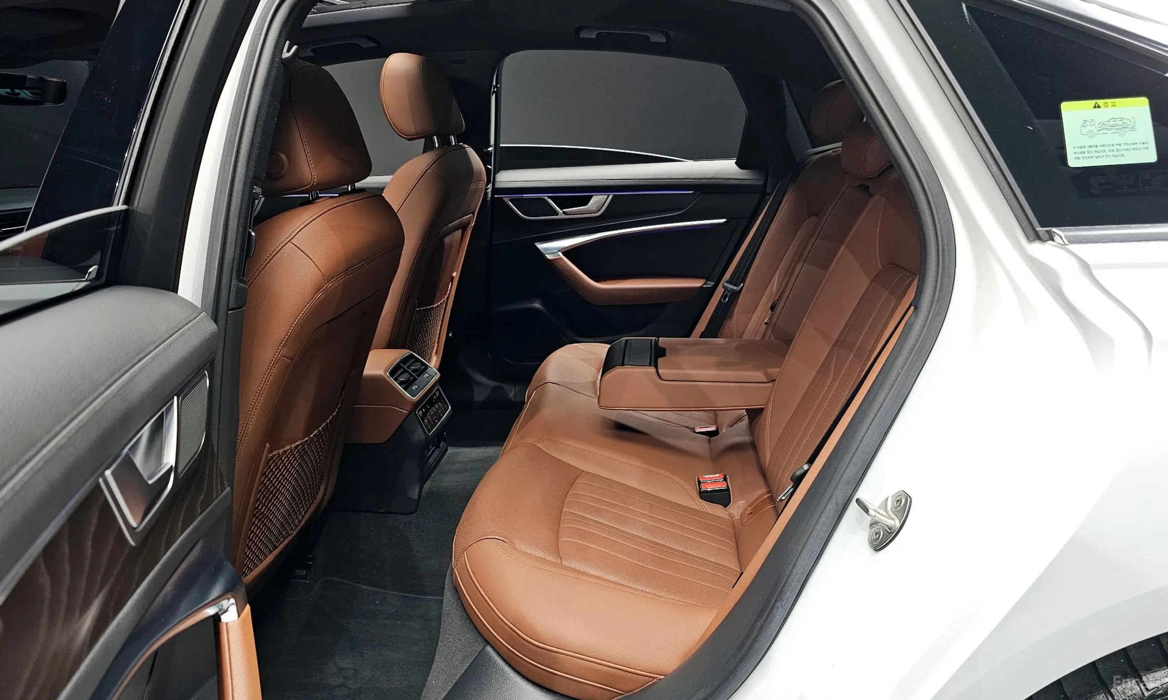 Audi A6 (C8) превью 12