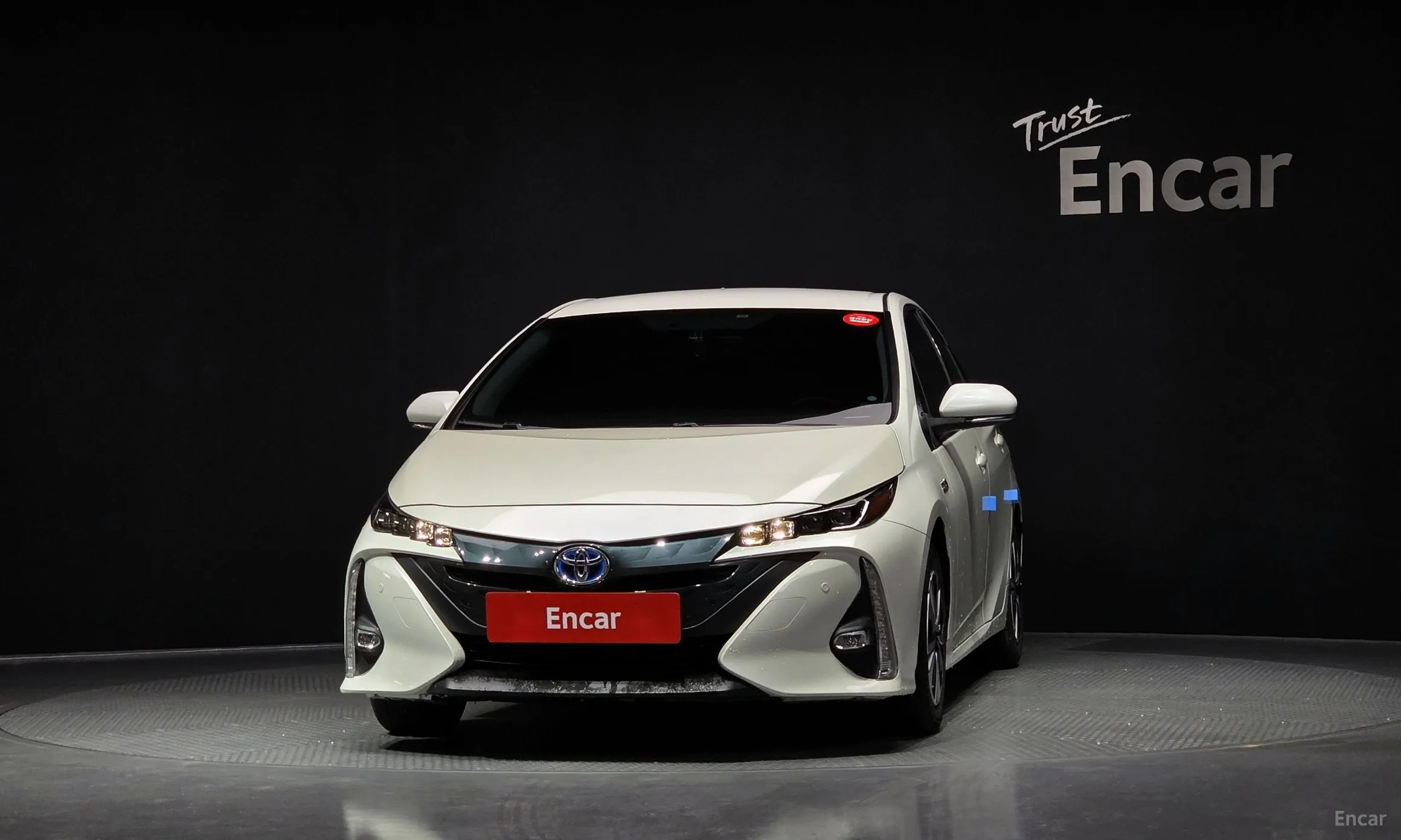 Toyota Prius Prime превью 3