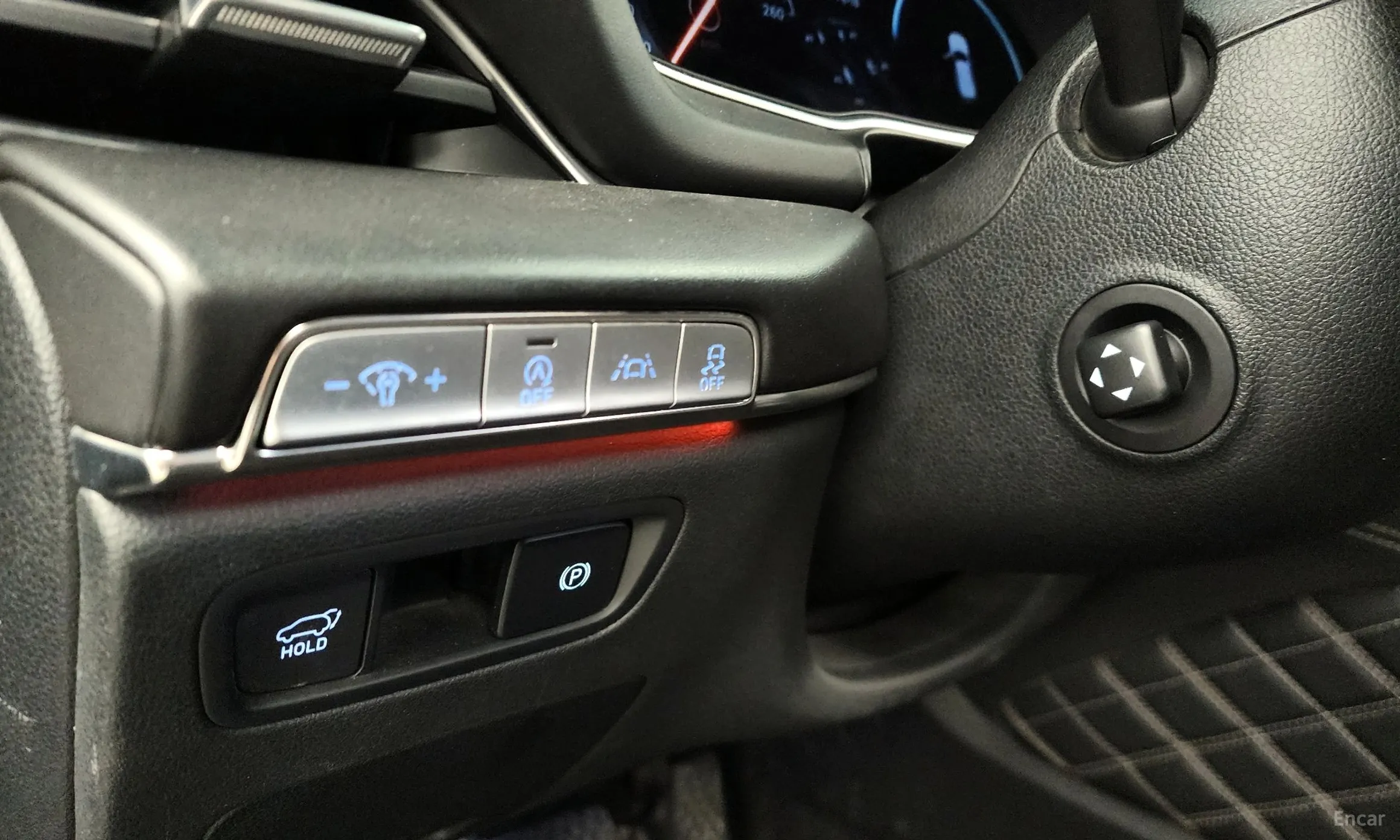 Genesis GV80 превью 16
