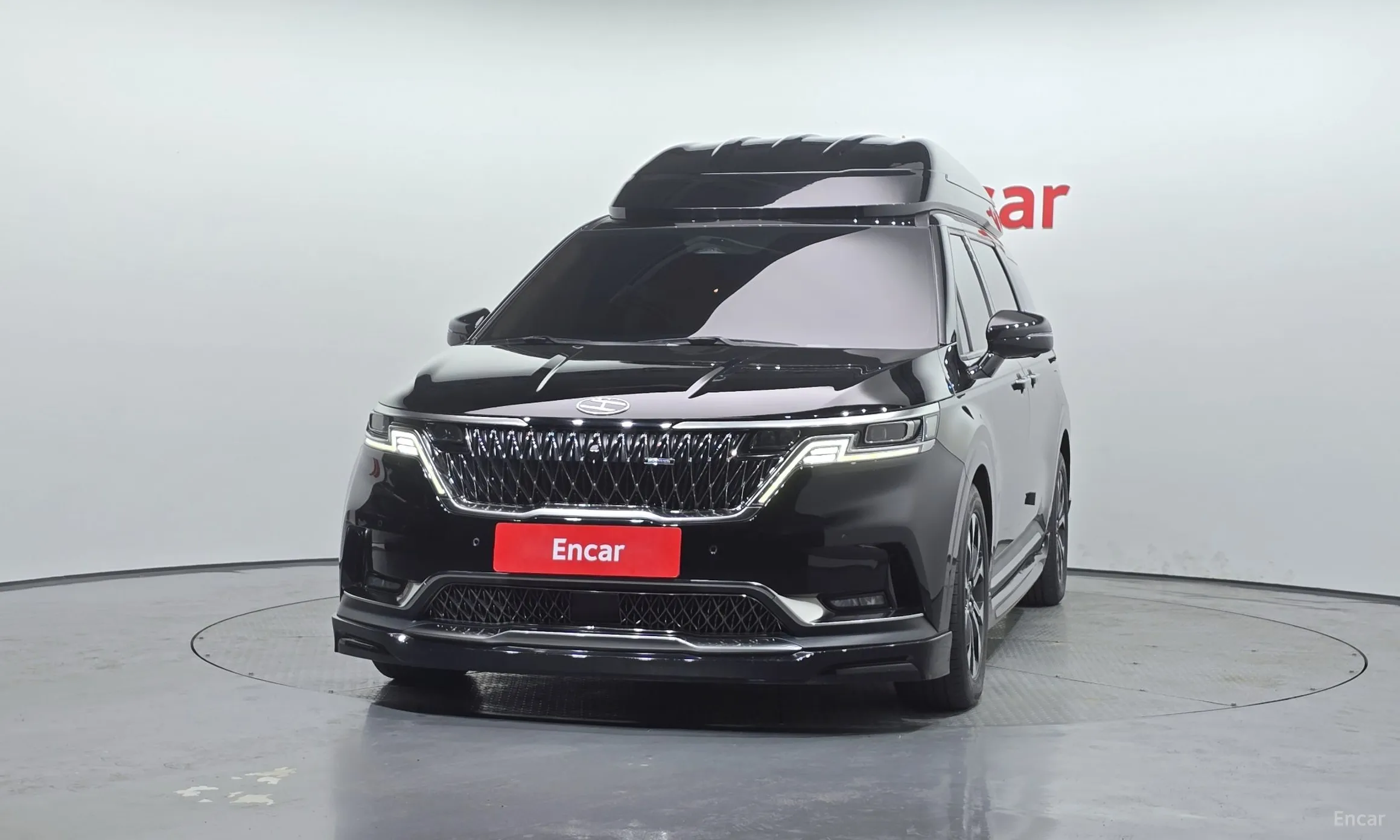 Kia Carnival Gen 4 превью 3