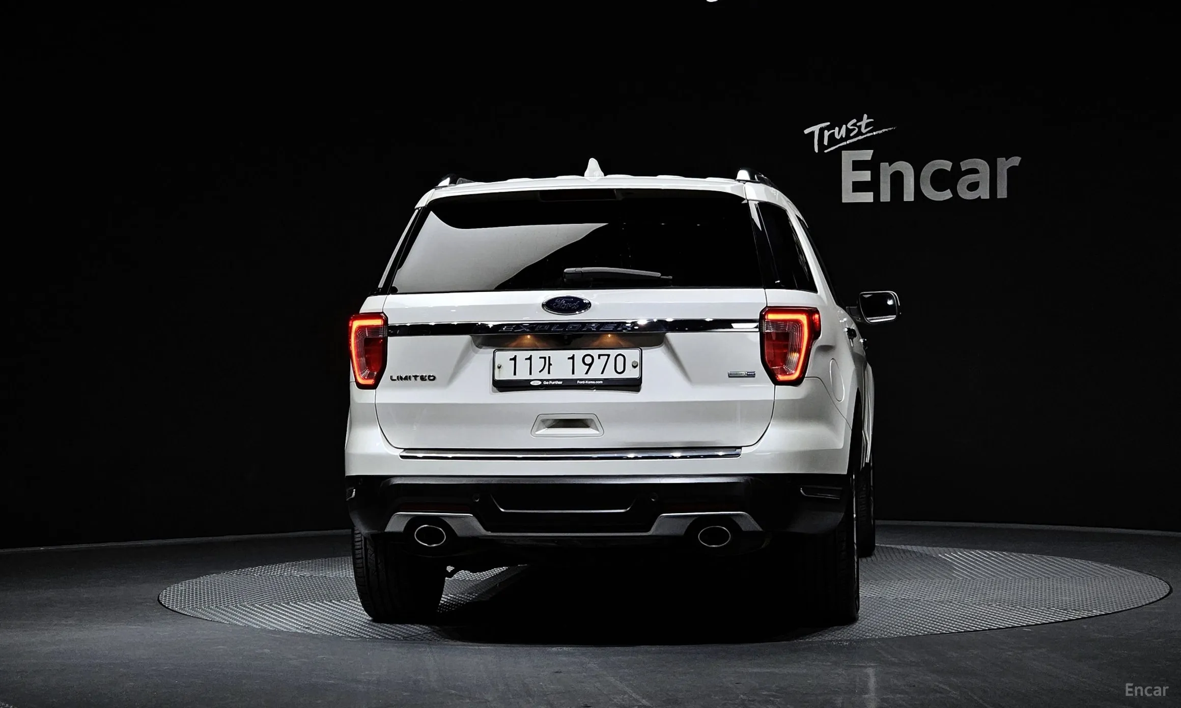 Ford Explorer превью 4