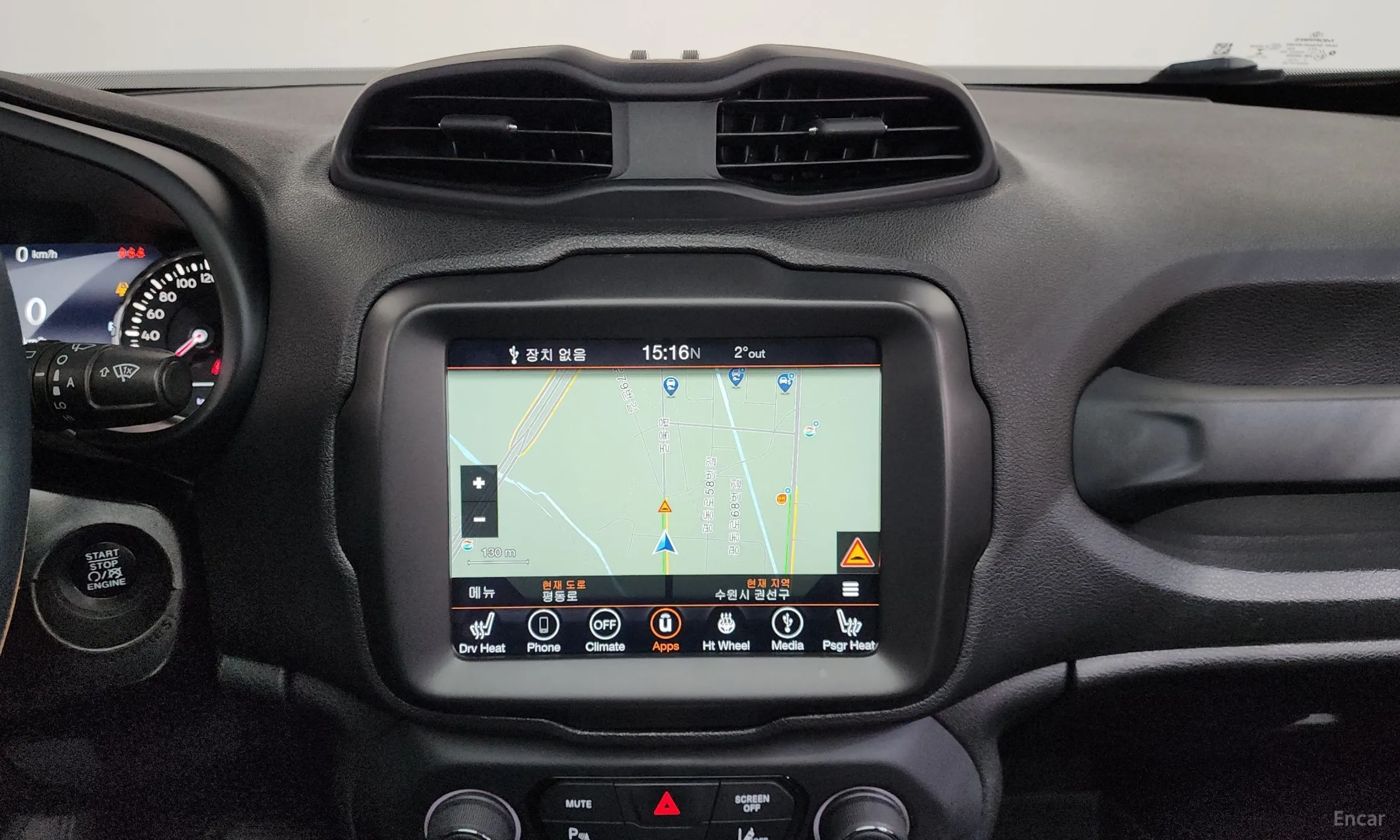 Jeep Renegade превью 15