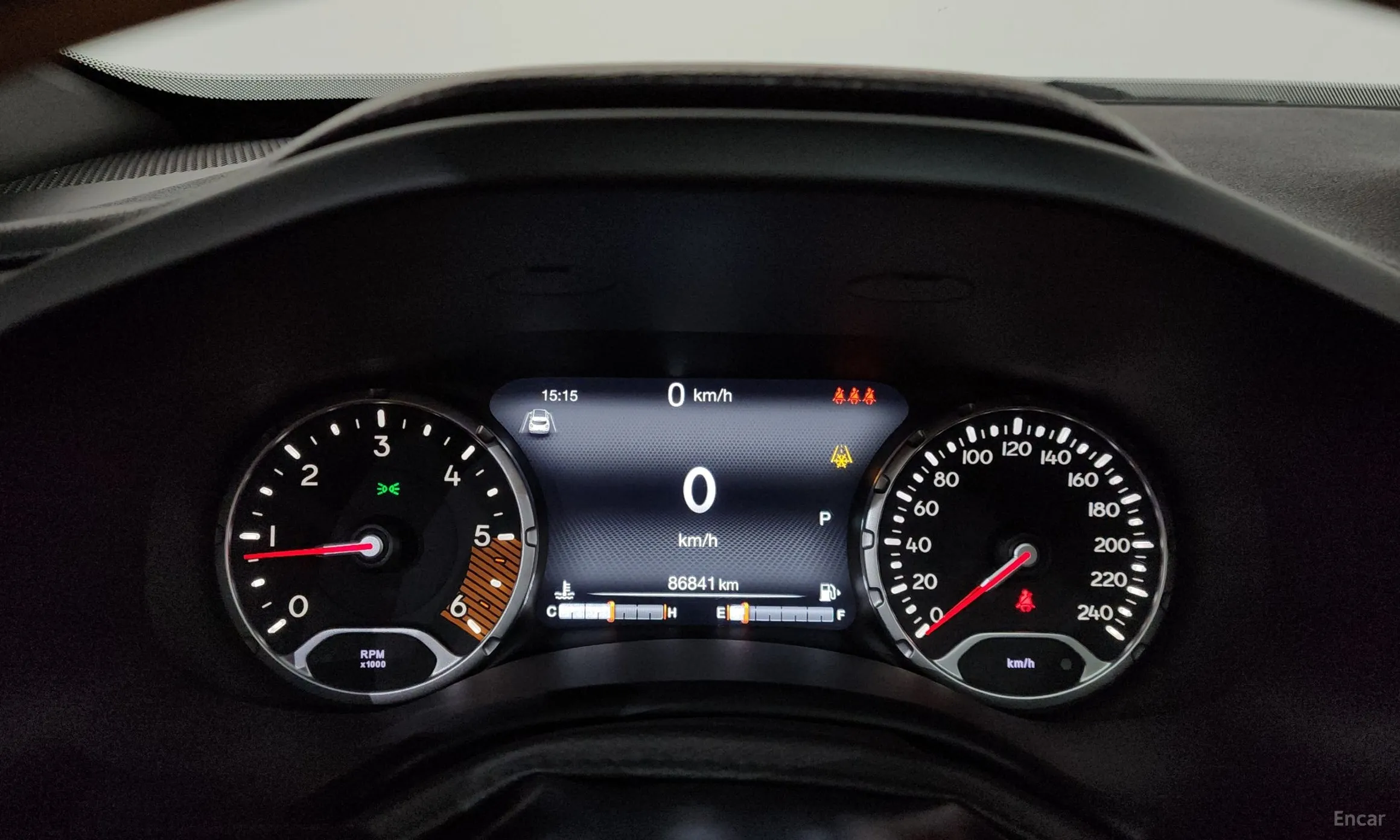 Jeep Renegade превью 8