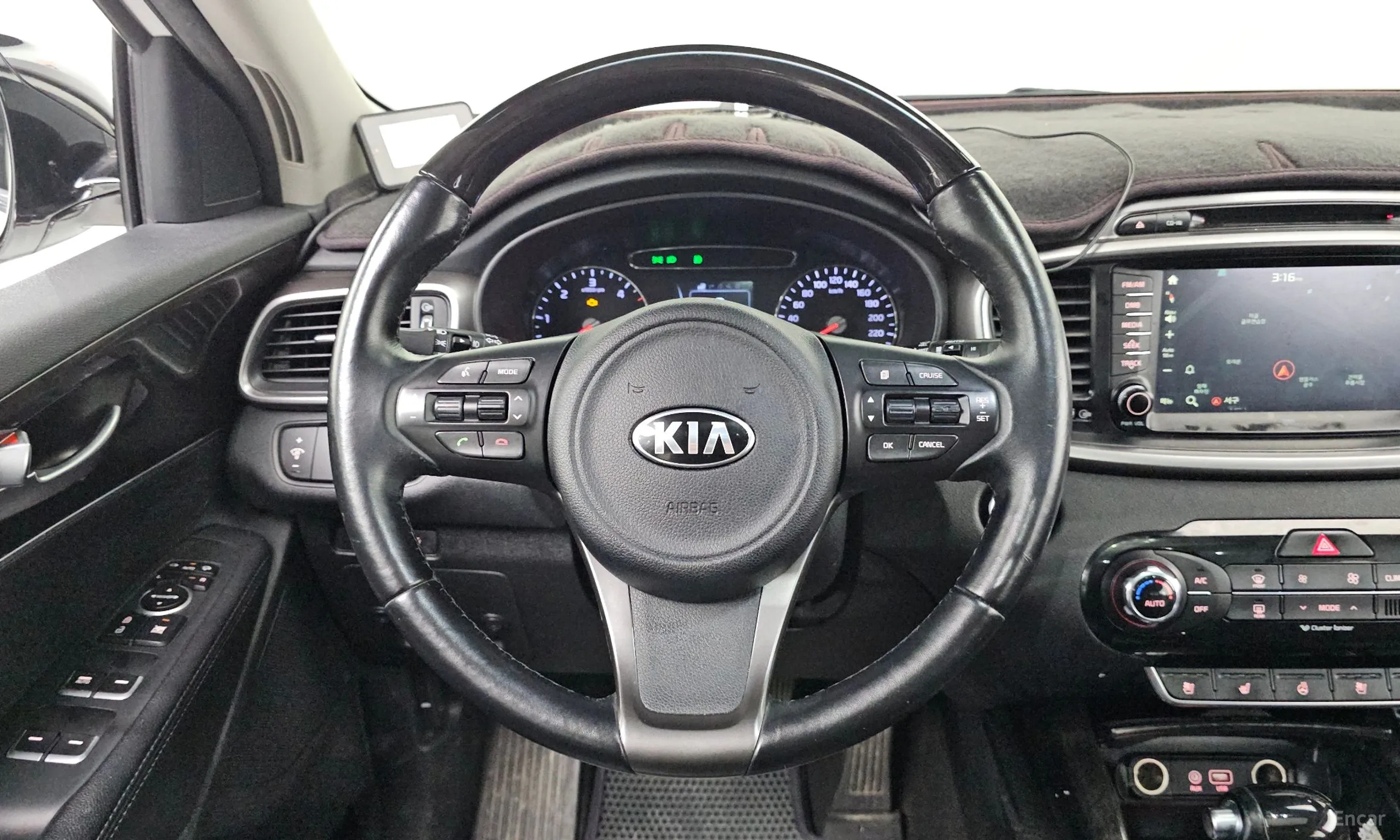 Kia Sorento превью 13