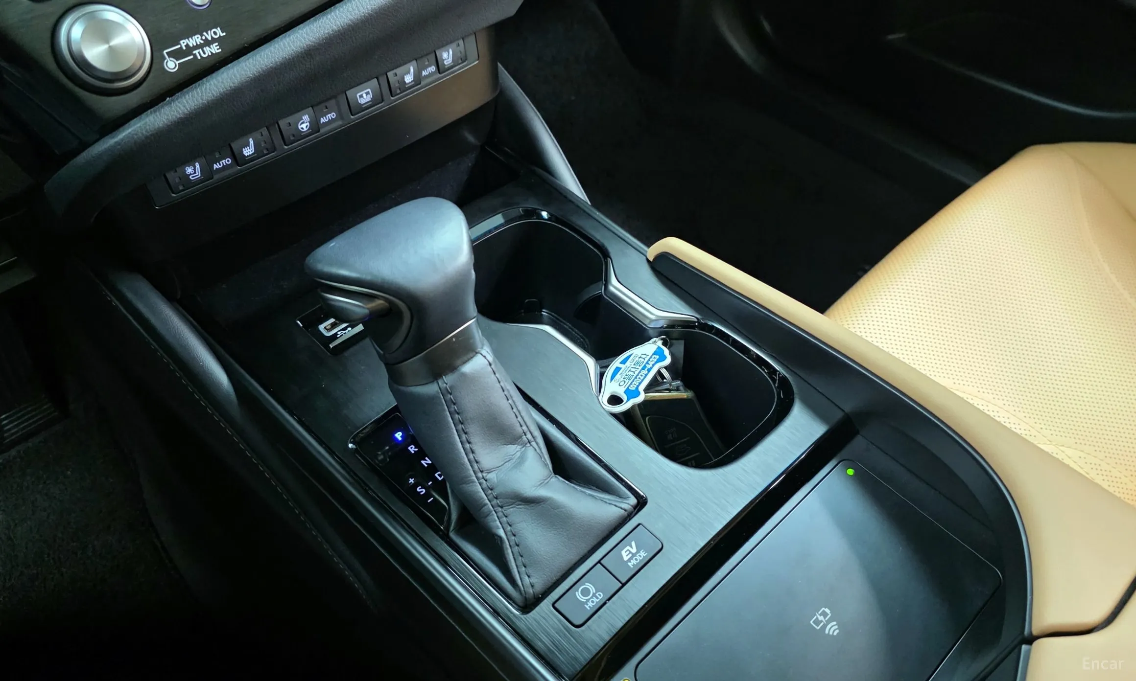 Lexus ES300h 7th Generation превью 9