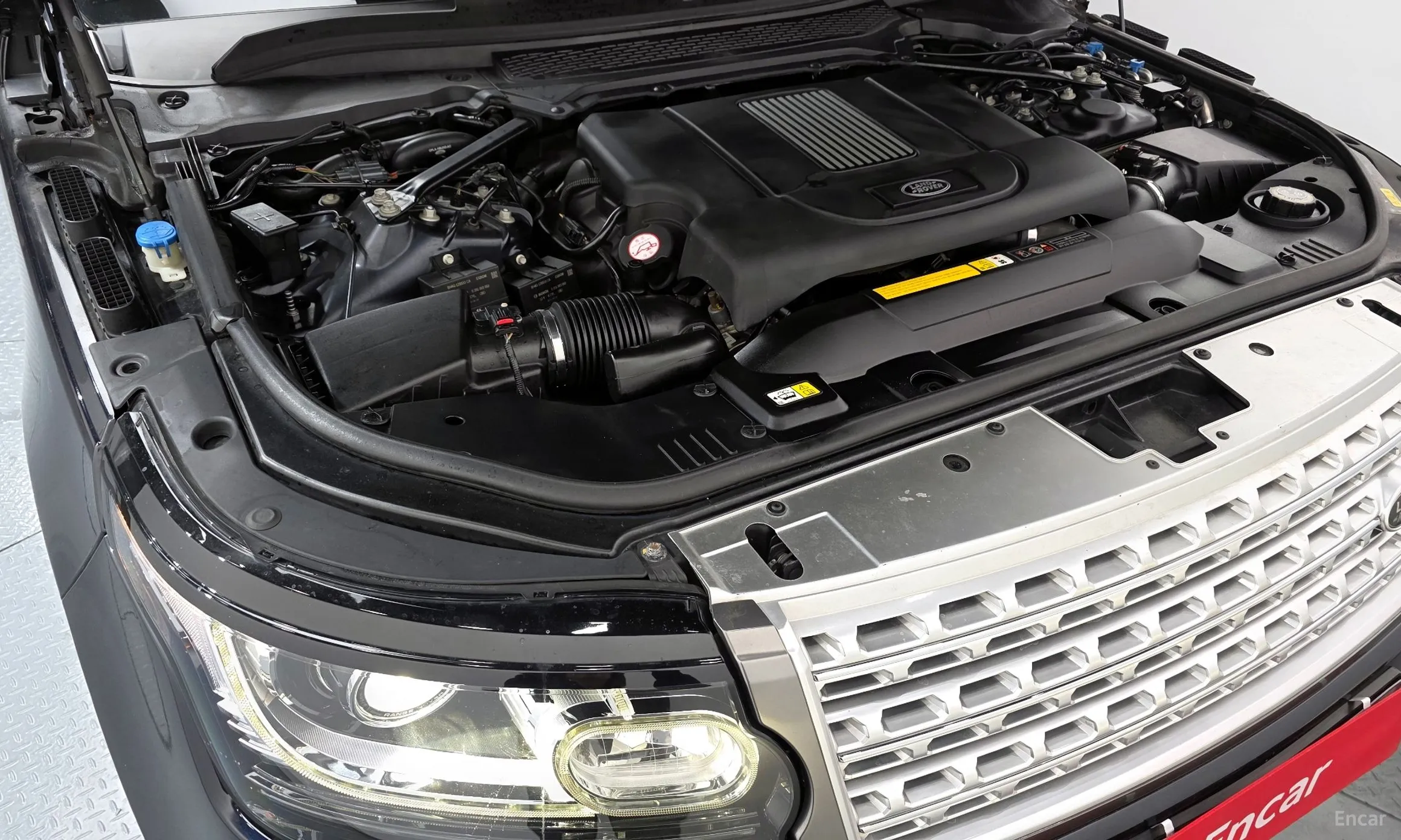 Land Rover Range Rover 4th Generation превью 6