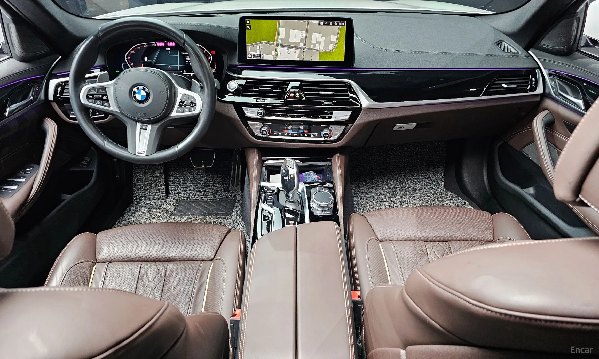 BMW 5 Series (G30) превью 7
