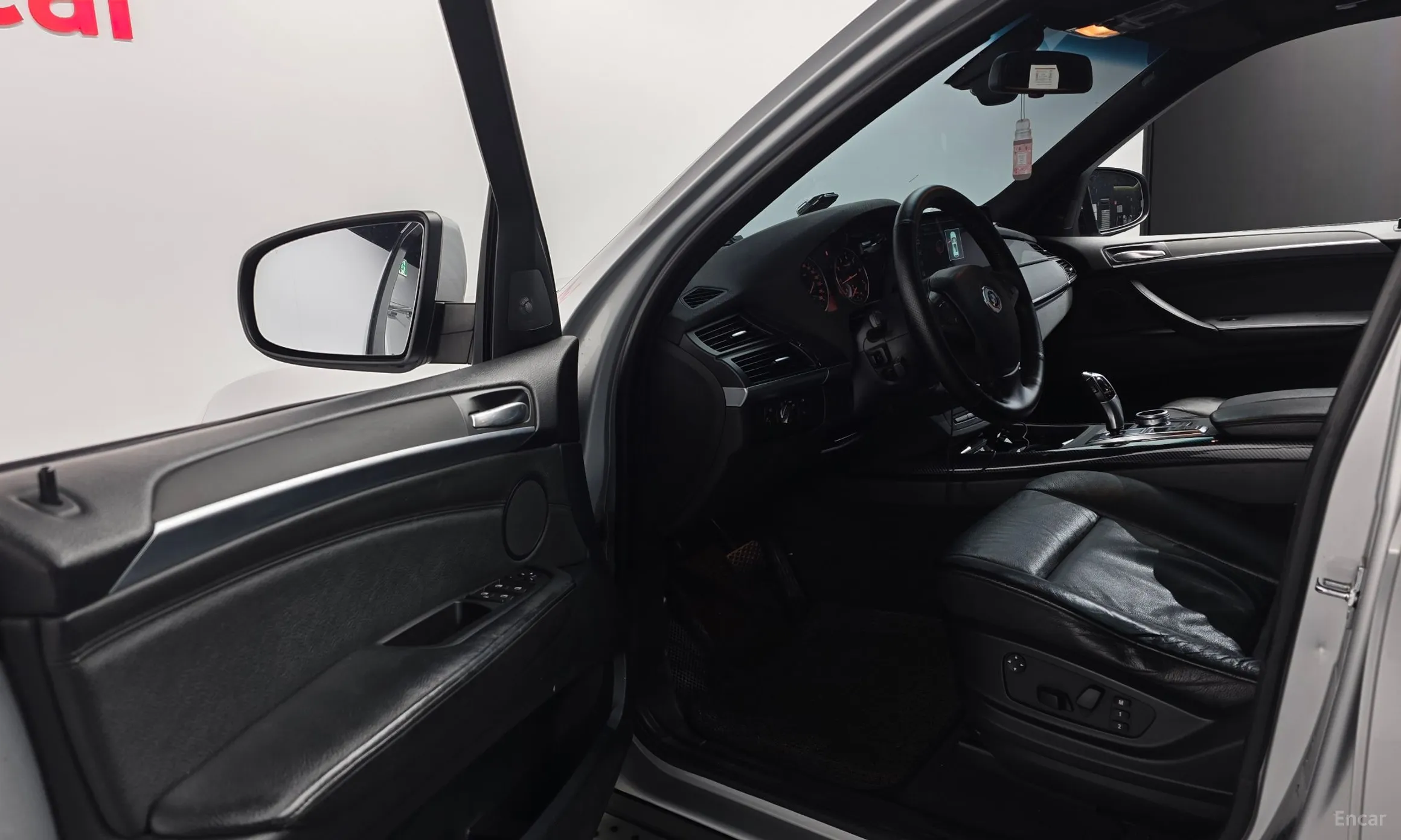 BMW X5 (E70) превью 13