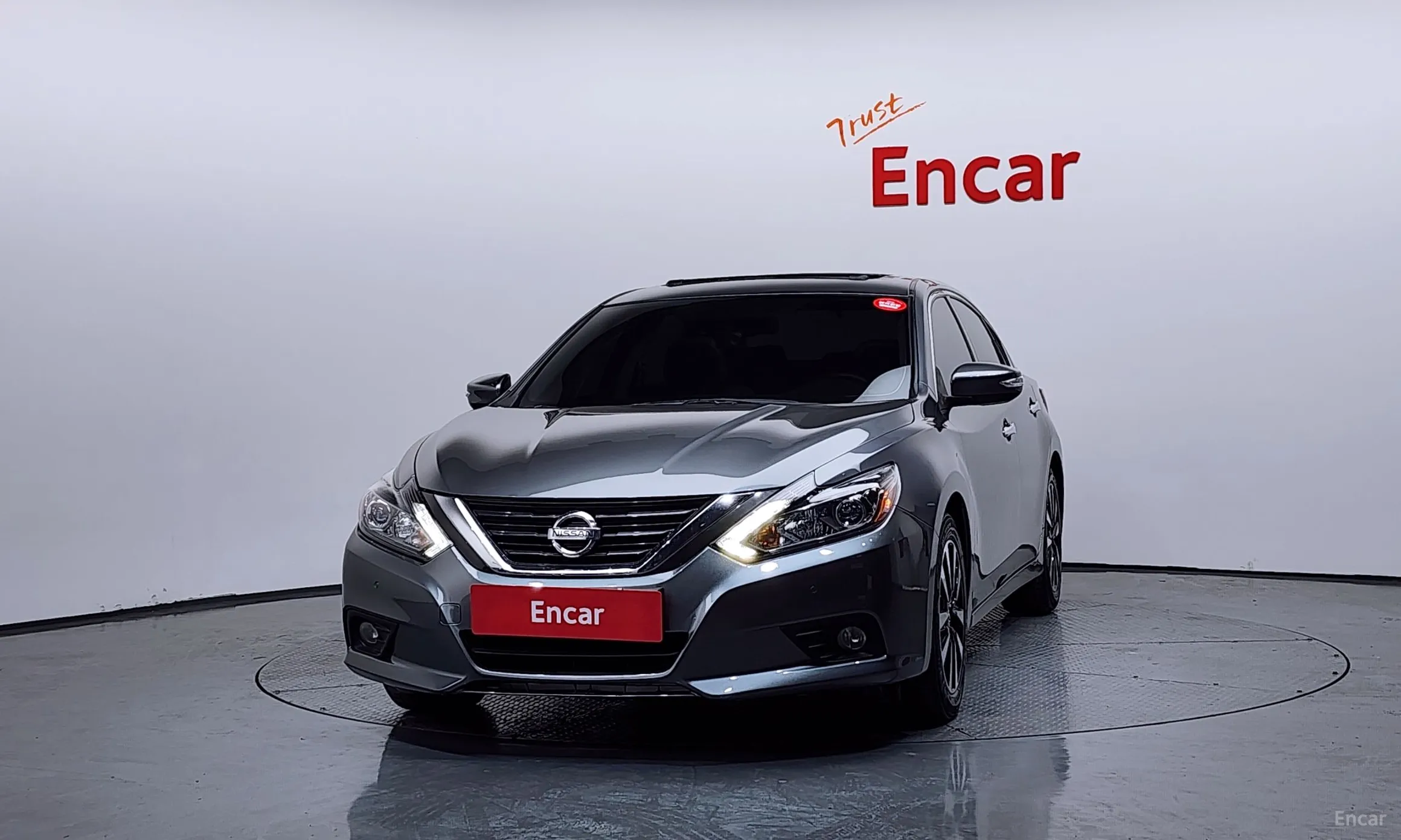 Nissan Altima превью 3