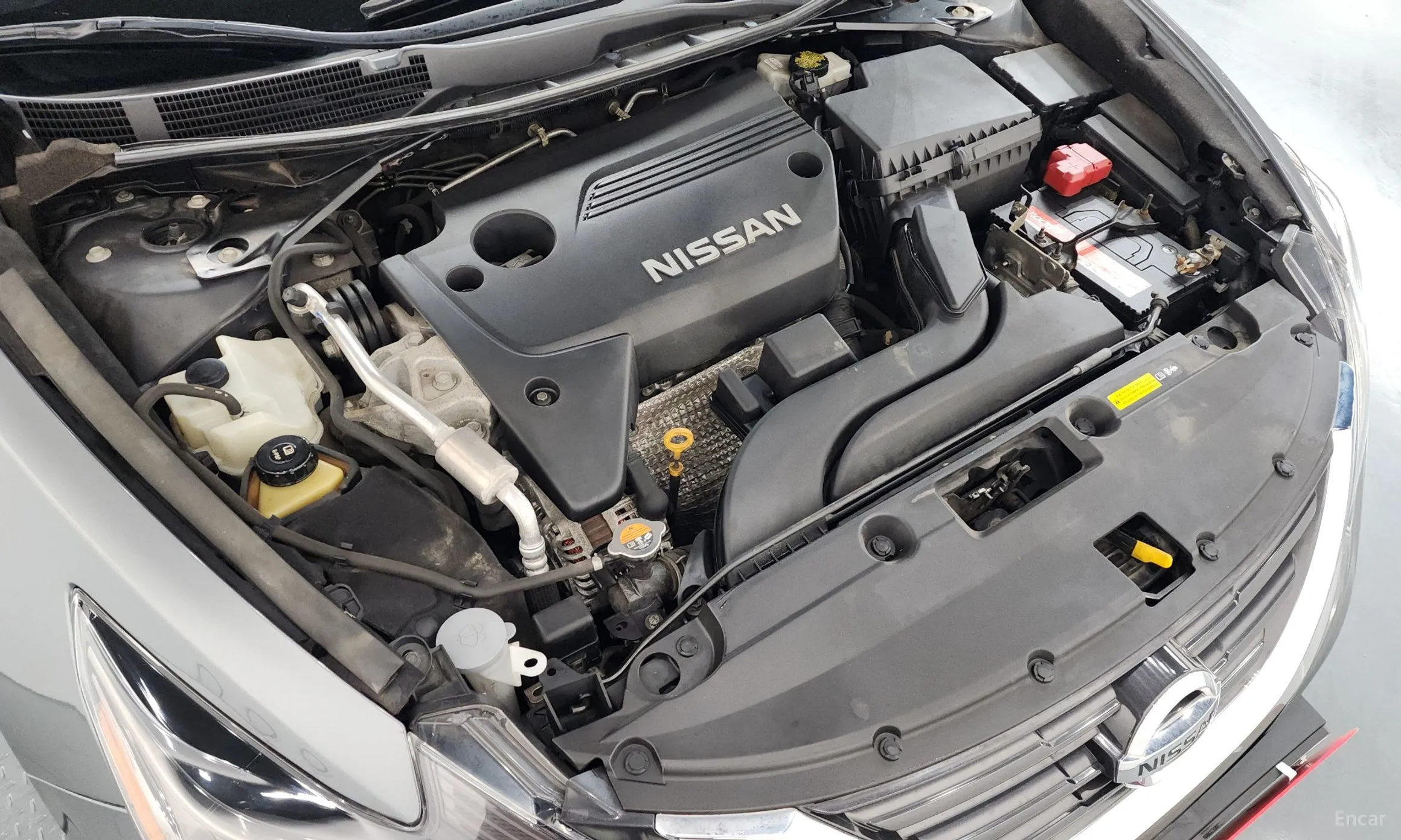 Nissan Altima превью 6