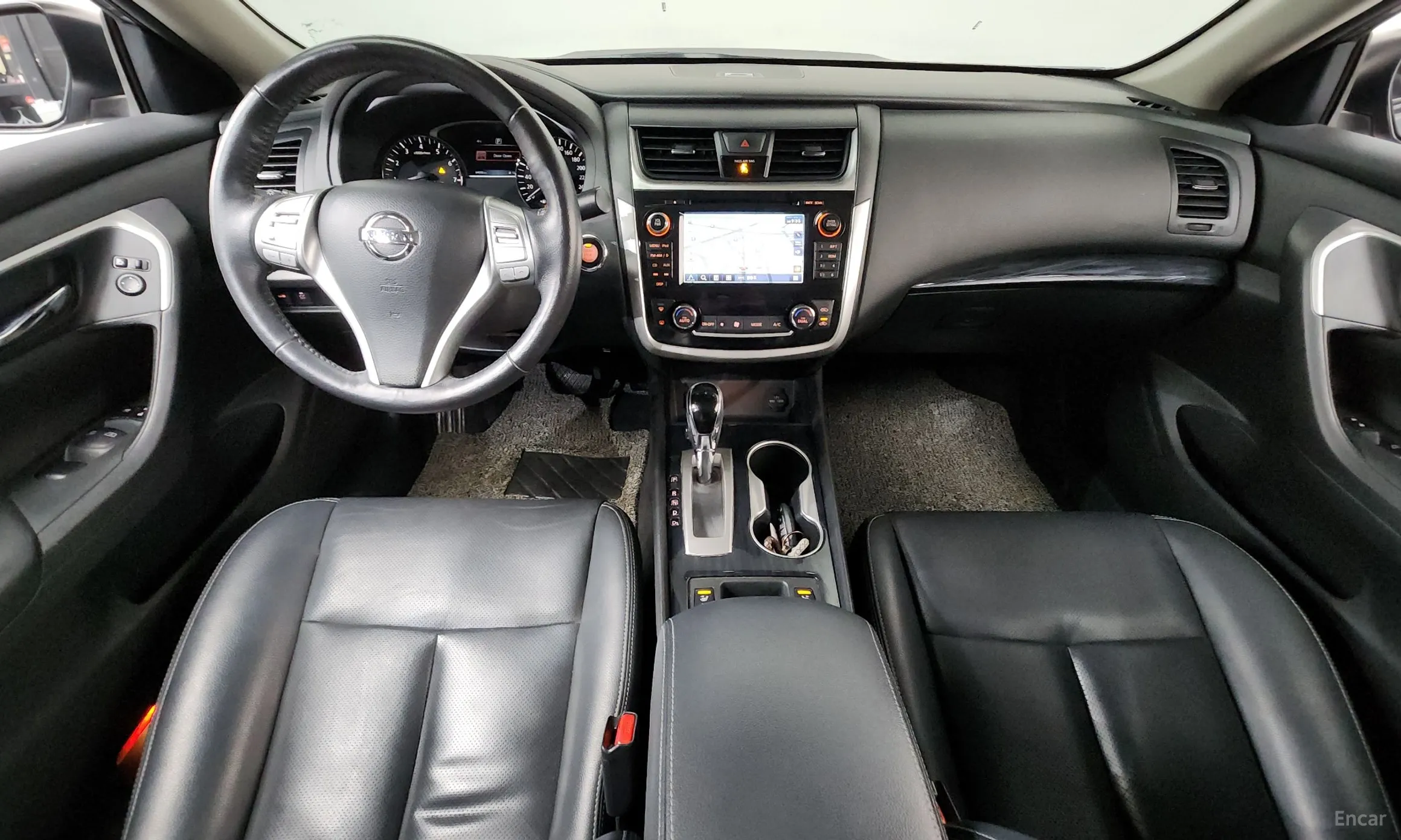 Nissan Altima превью 7